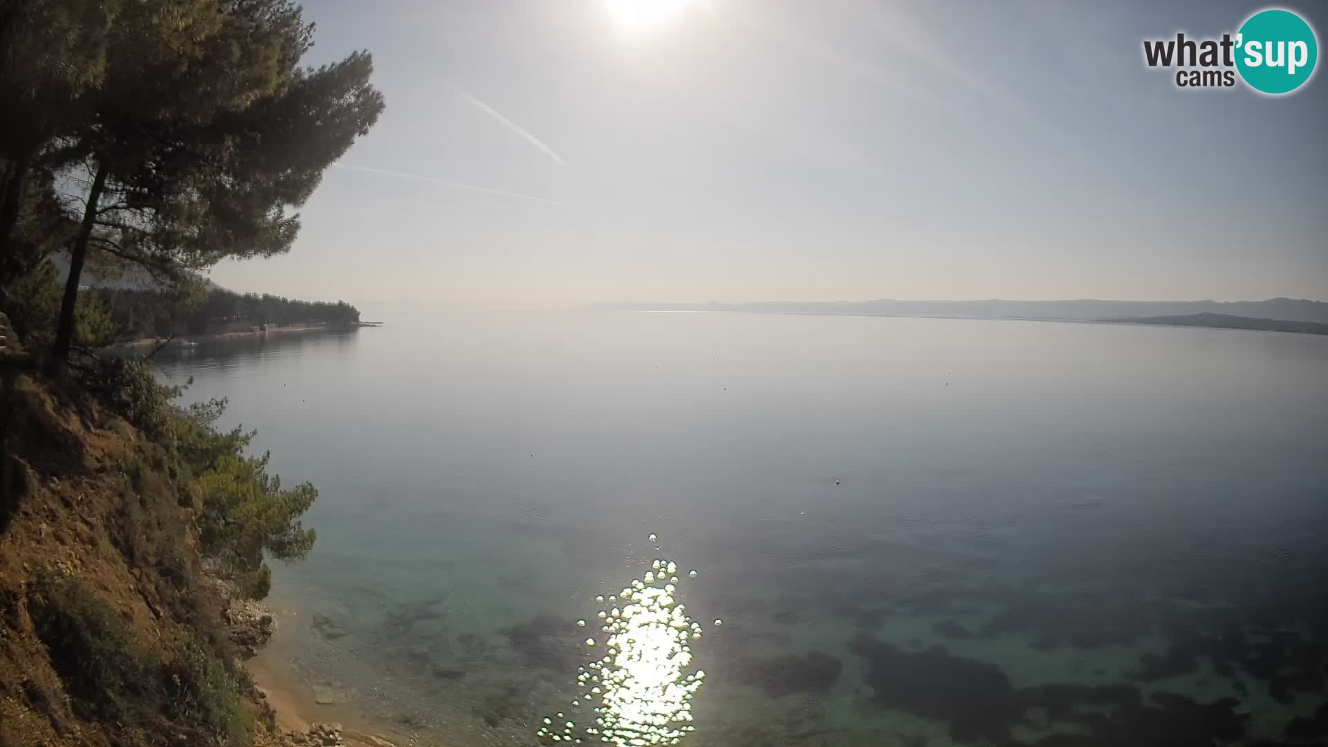 Spletna kamera Plaža Potočine Bol – Pogled v živo na plažo Borak, otok Brač