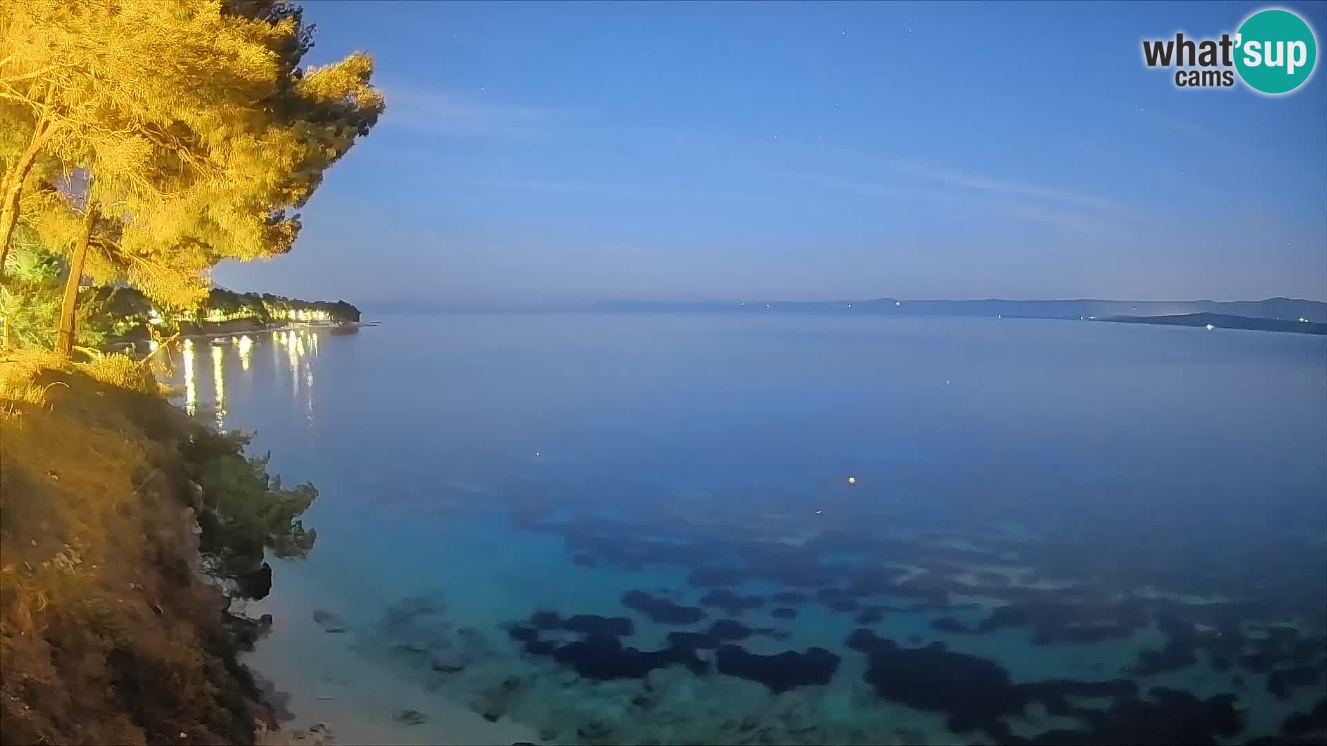 Web kamera Potočine Bol – Pogled uživo na plažu Borak, otok Brač