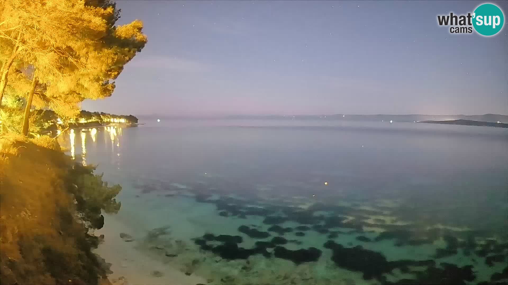 Web kamera Potočine Bol – Pogled uživo na plažu Borak, otok Brač