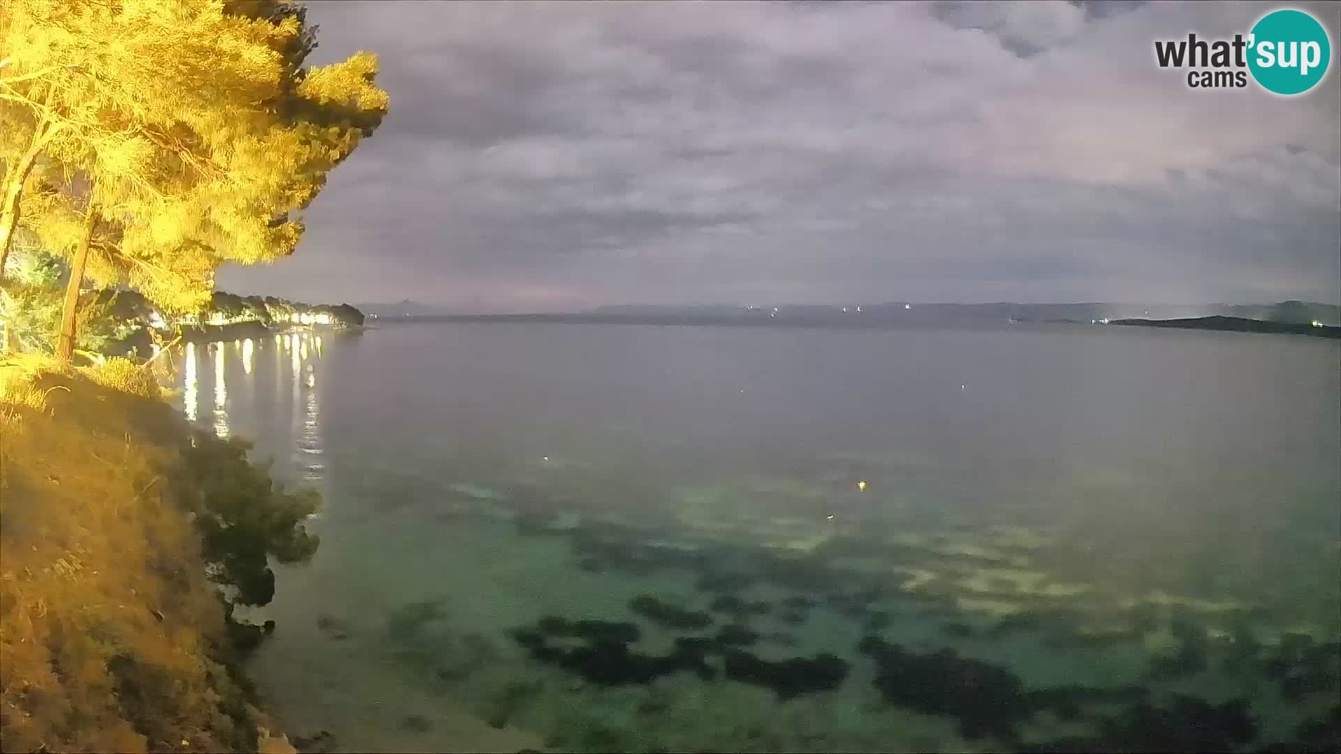 Webcam Playa Potočine Bol – Vista en vivo de Borak Beach, Isla de Brač