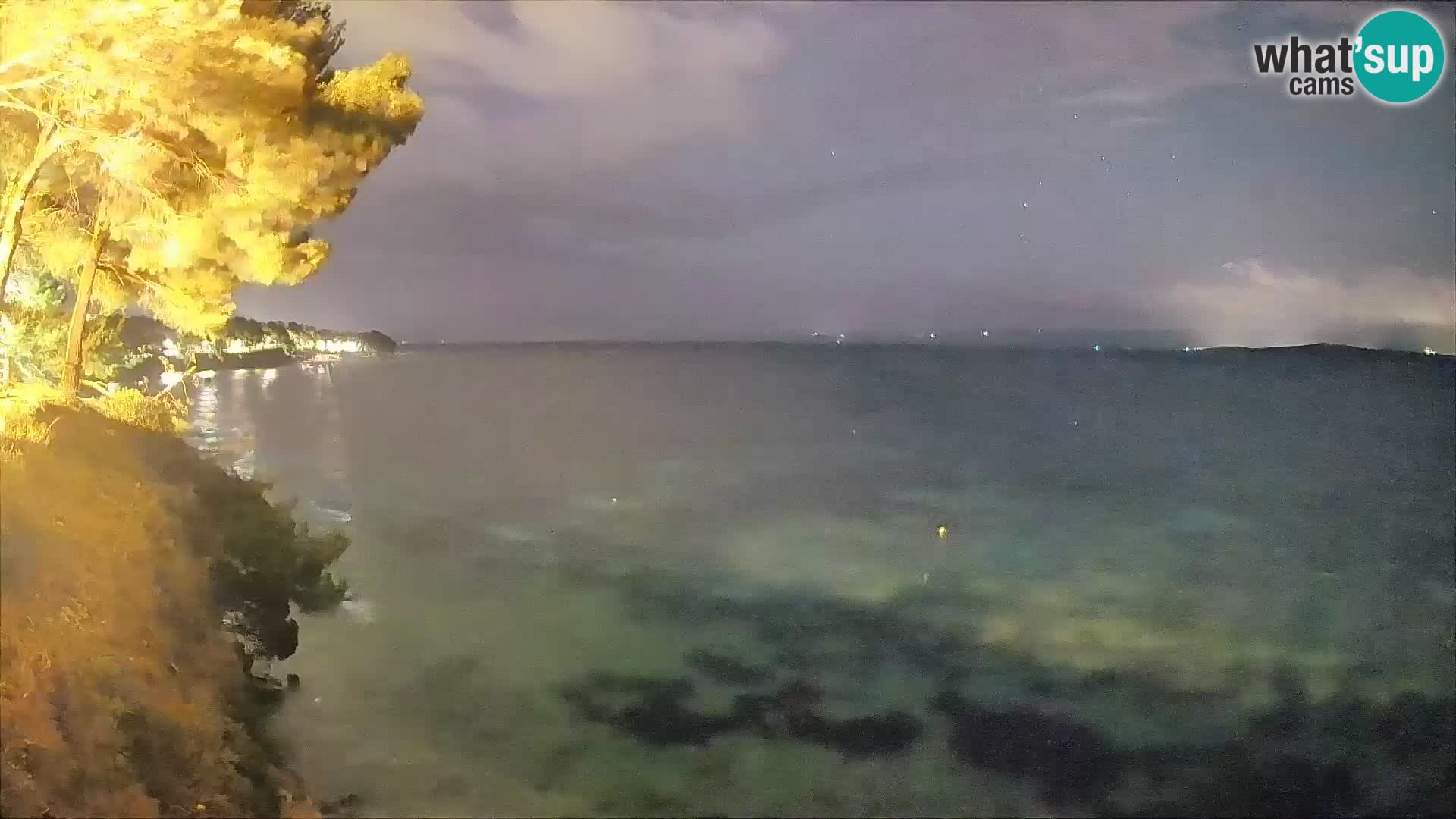 Webcam Spiaggia Potočine Bol – Vista live sulla spiaggia Borak, Isola di Brač