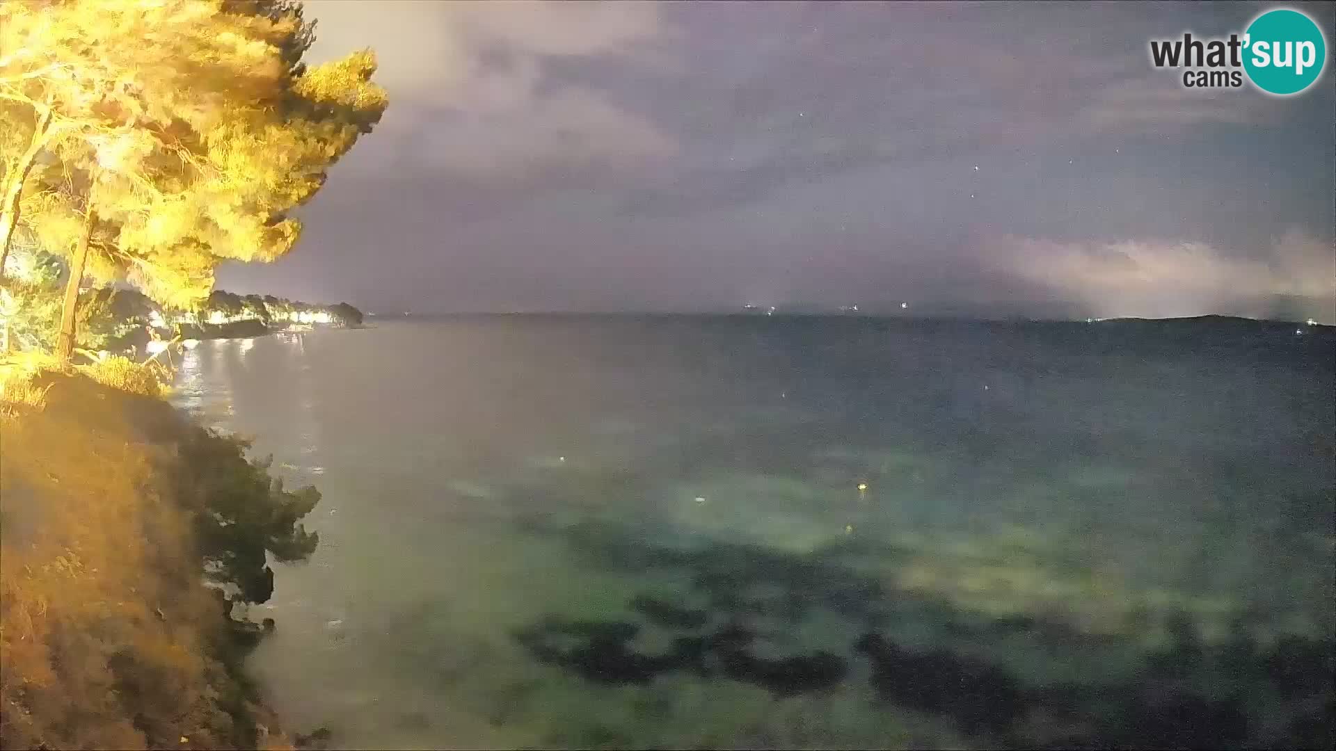 Webcam Spiaggia Potočine Bol – Vista live sulla spiaggia Borak, Isola di Brač
