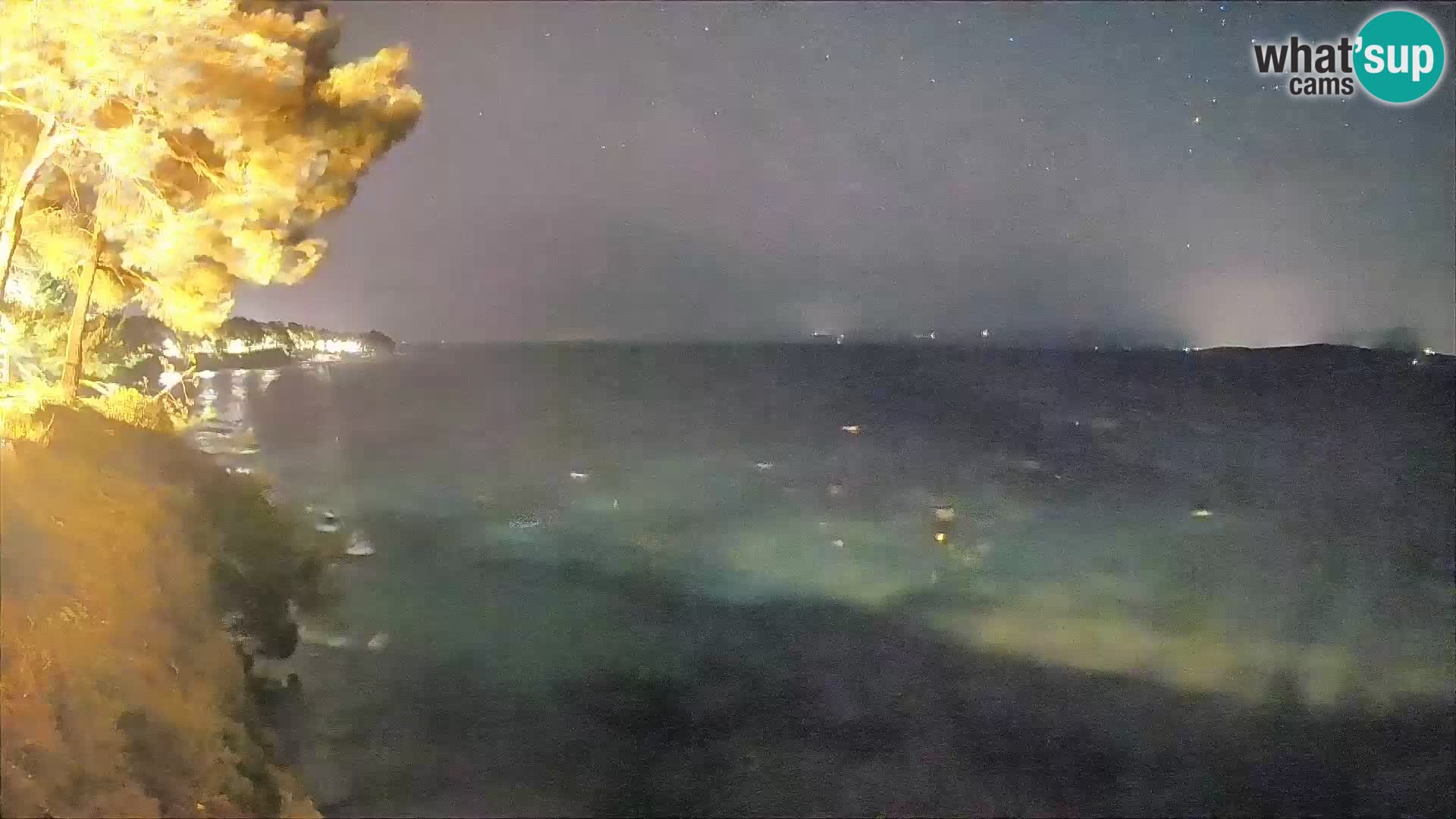 Webcam Spiaggia Potočine Bol – Vista live sulla spiaggia Borak, Isola di Brač