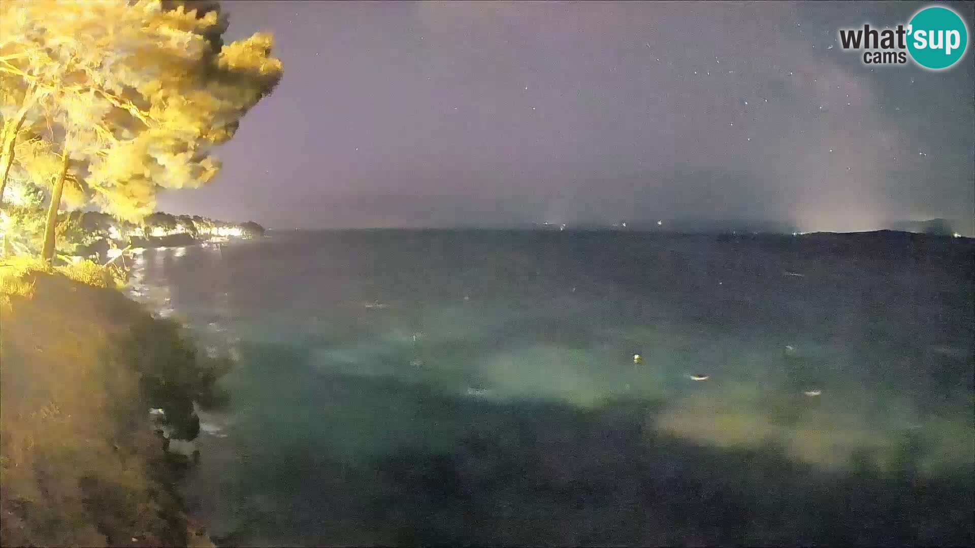 Webcam Spiaggia Potočine Bol – Vista live sulla spiaggia Borak, Isola di Brač