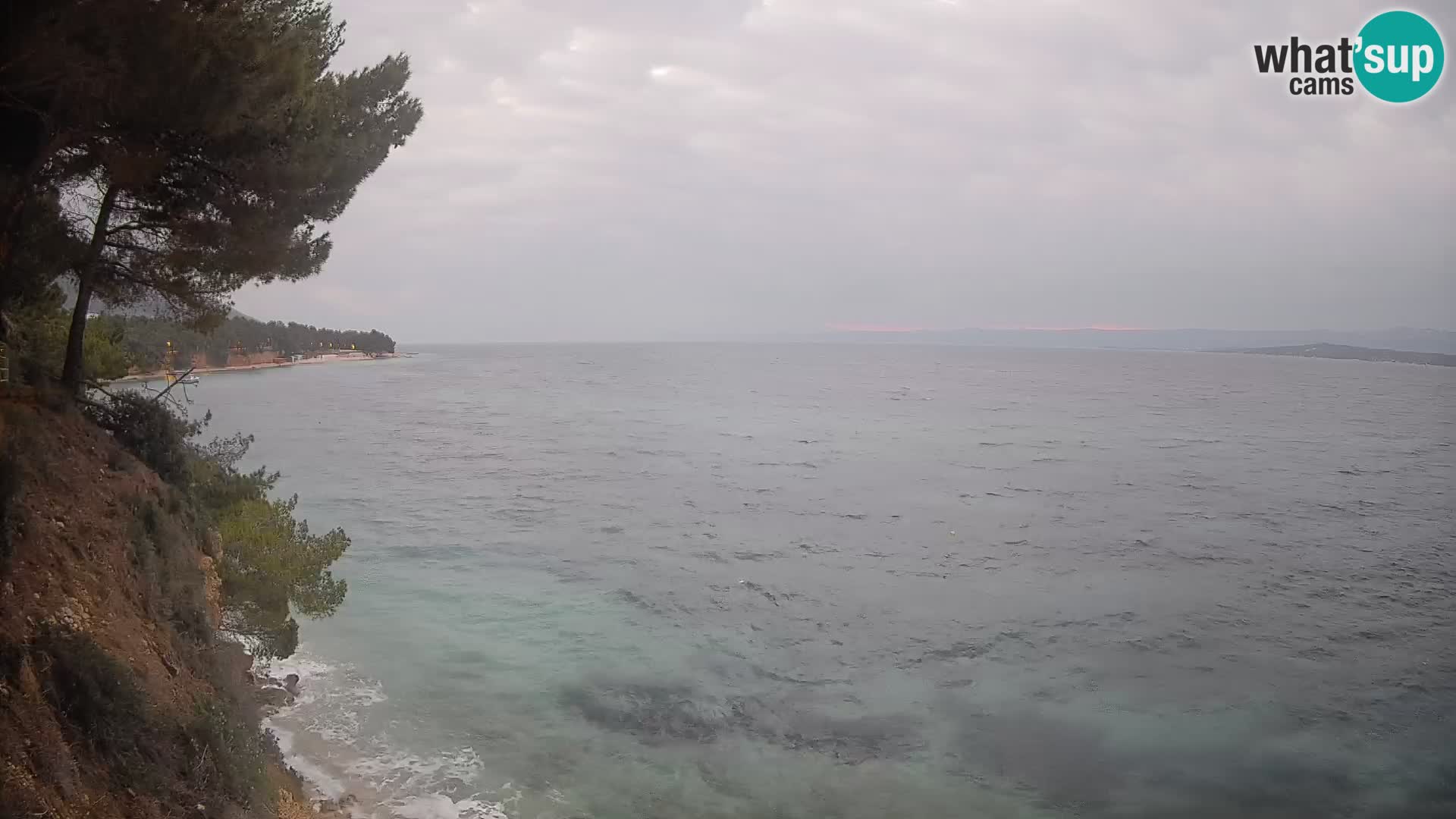 Web kamera Potočine Bol – Pogled uživo na plažu Borak, otok Brač
