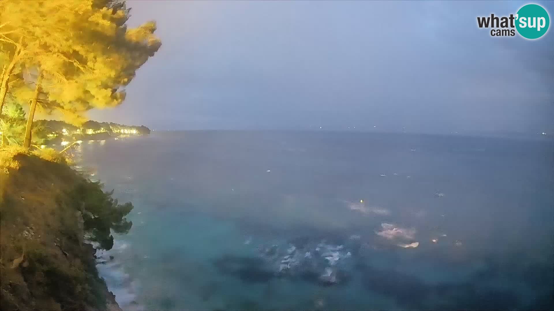 Web kamera Potočine Bol – Pogled uživo na plažu Borak, otok Brač