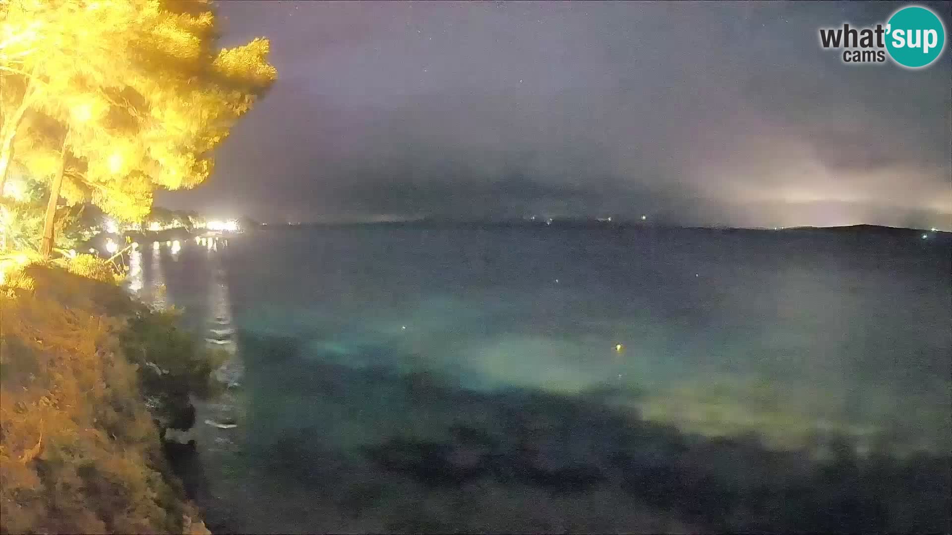 Web kamera Potočine Bol – Pogled uživo na plažu Borak, otok Brač