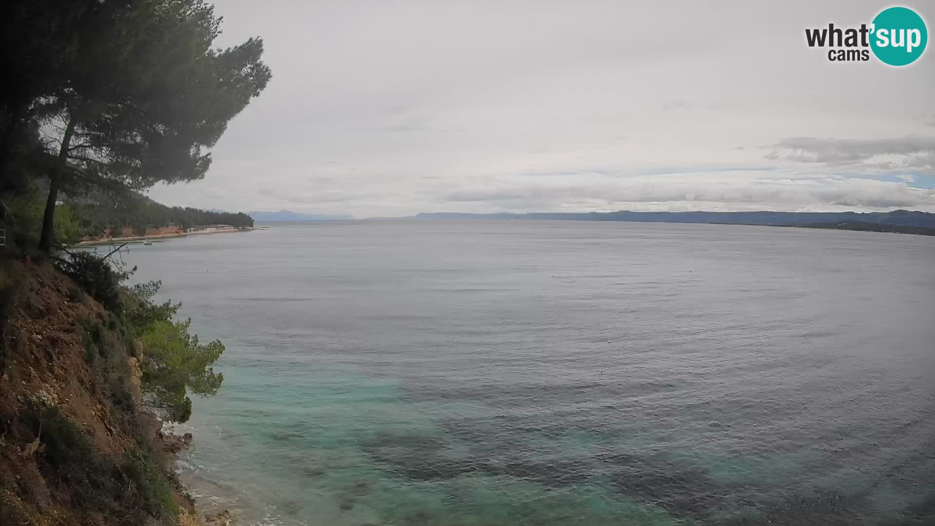 Spletna kamera Plaža Potočine Bol – Pogled v živo na plažo Borak, otok Brač