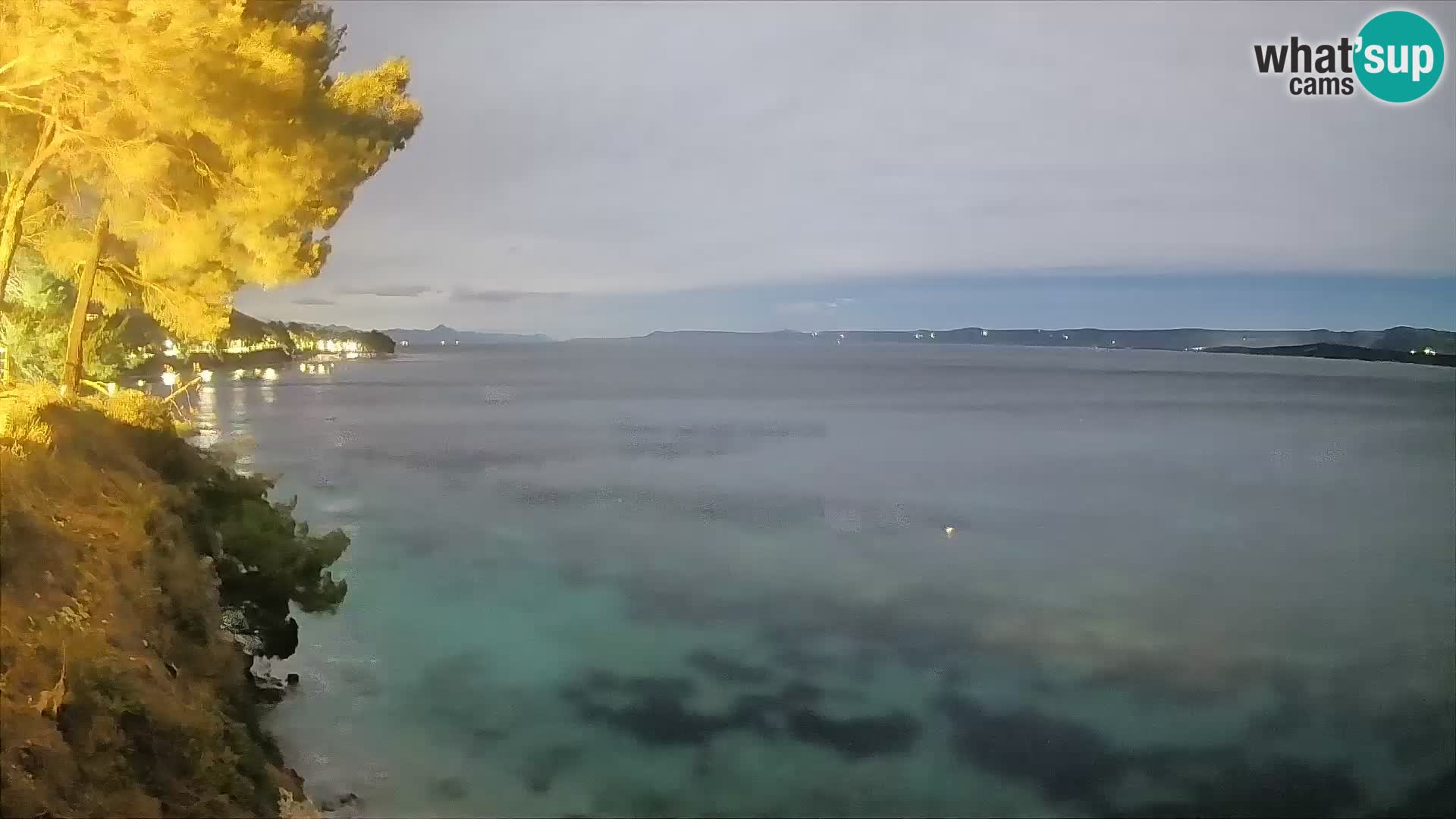 Web kamera Potočine Bol – Pogled uživo na plažu Borak, otok Brač