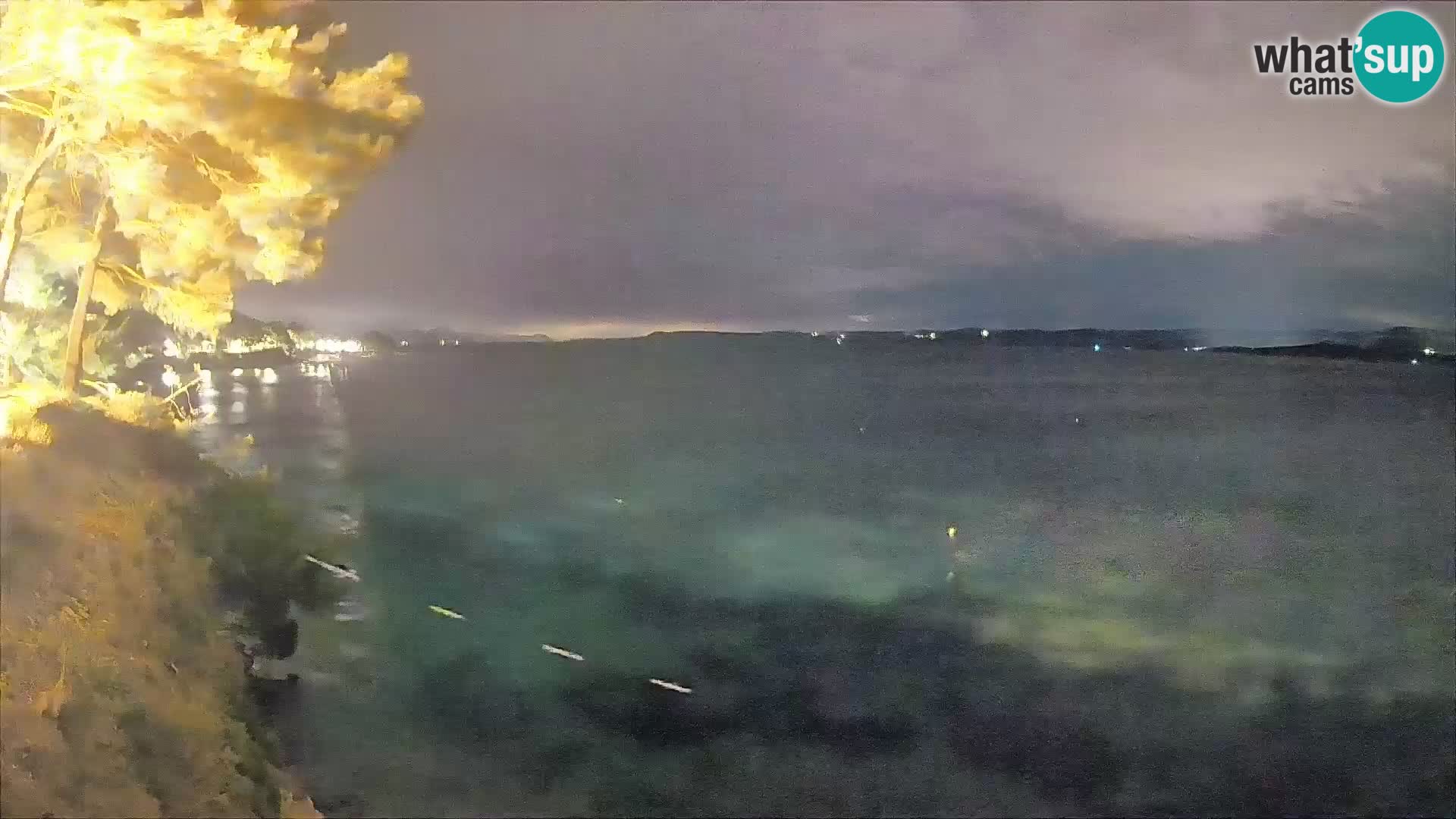 Webcam Spiaggia Potočine Bol – Vista live sulla spiaggia Borak, Isola di Brač