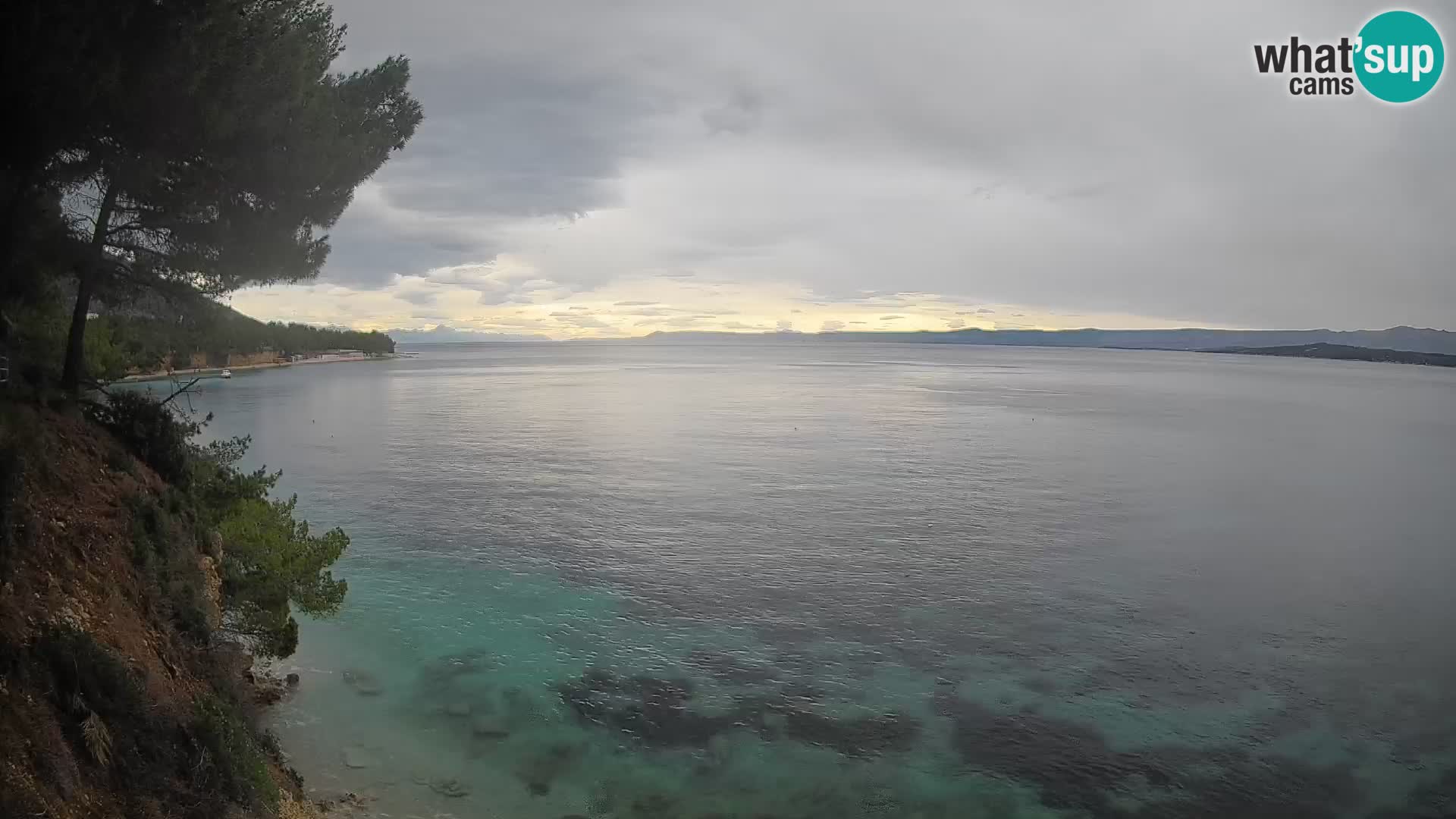 Webcam Spiaggia Potočine Bol – Vista live sulla spiaggia Borak, Isola di Brač