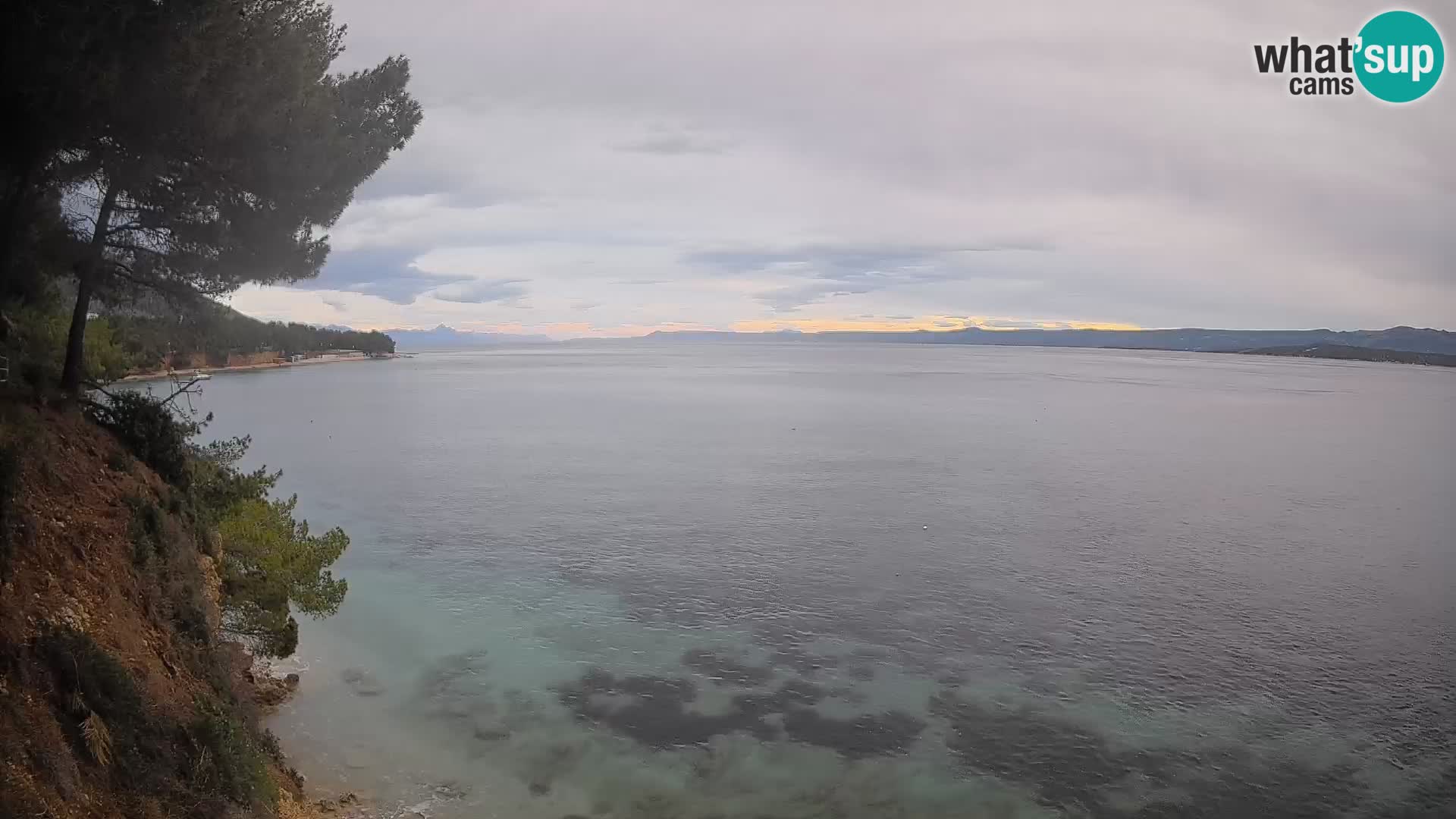 Webcam Spiaggia Potočine Bol – Vista live sulla spiaggia Borak, Isola di Brač
