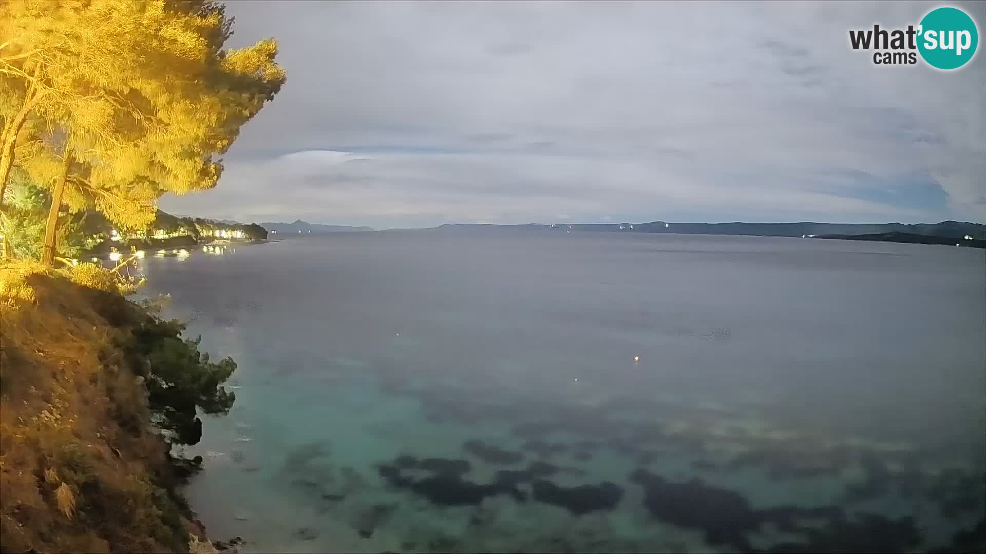 Webcam Spiaggia Potočine Bol – Vista live sulla spiaggia Borak, Isola di Brač
