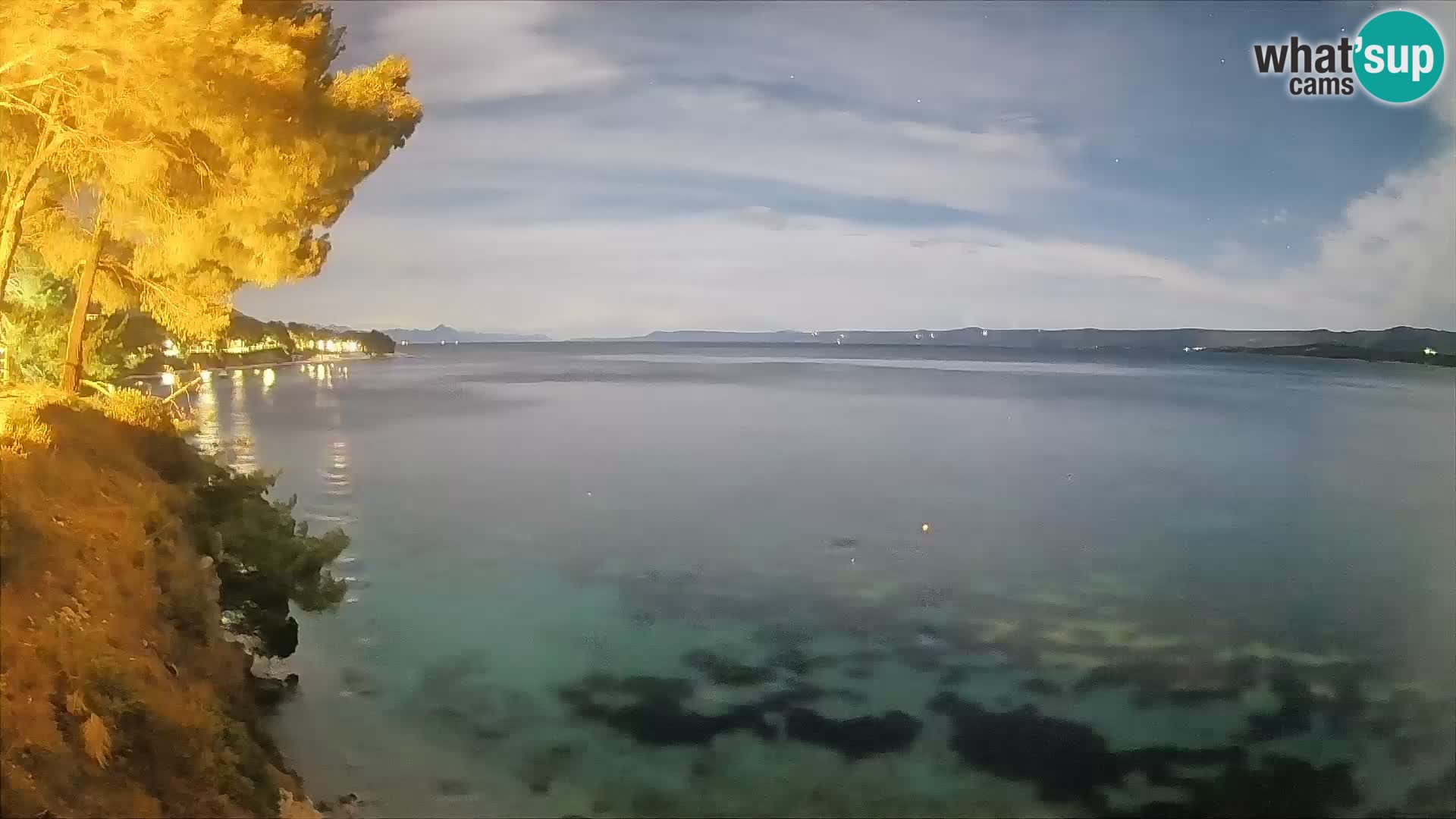 Webcam Spiaggia Potočine Bol – Vista live sulla spiaggia Borak, Isola di Brač
