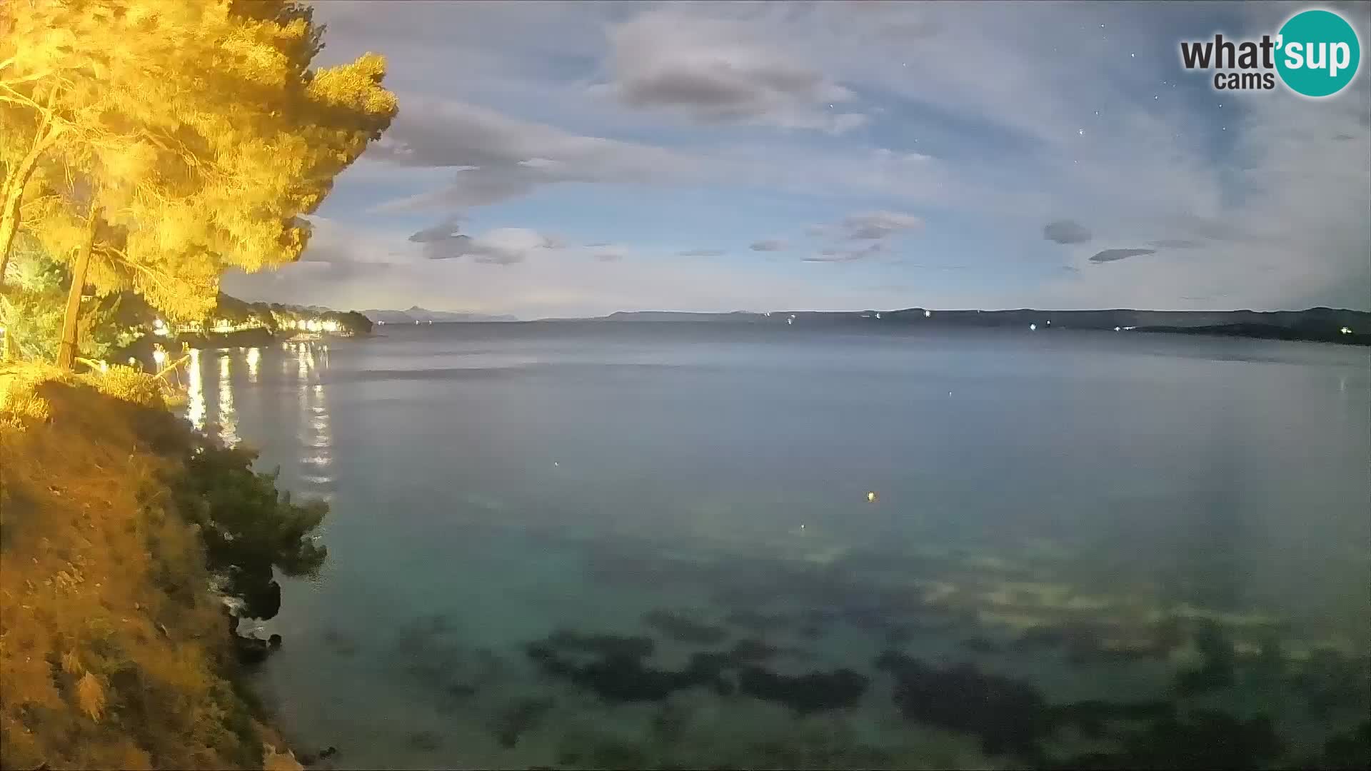 Web kamera Potočine Bol – Pogled uživo na plažu Borak, otok Brač