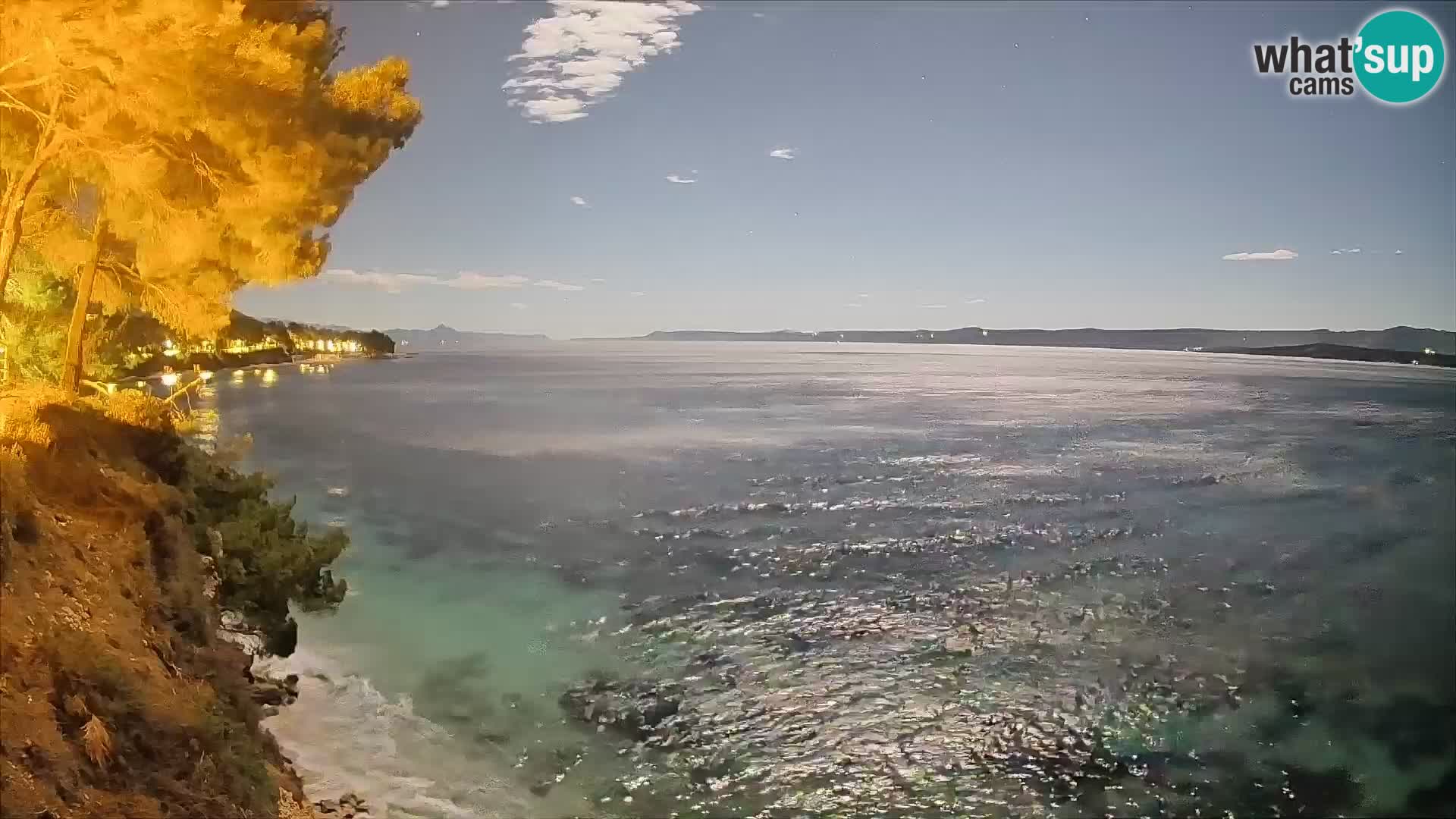 Web kamera Potočine Bol – Pogled uživo na plažu Borak, otok Brač