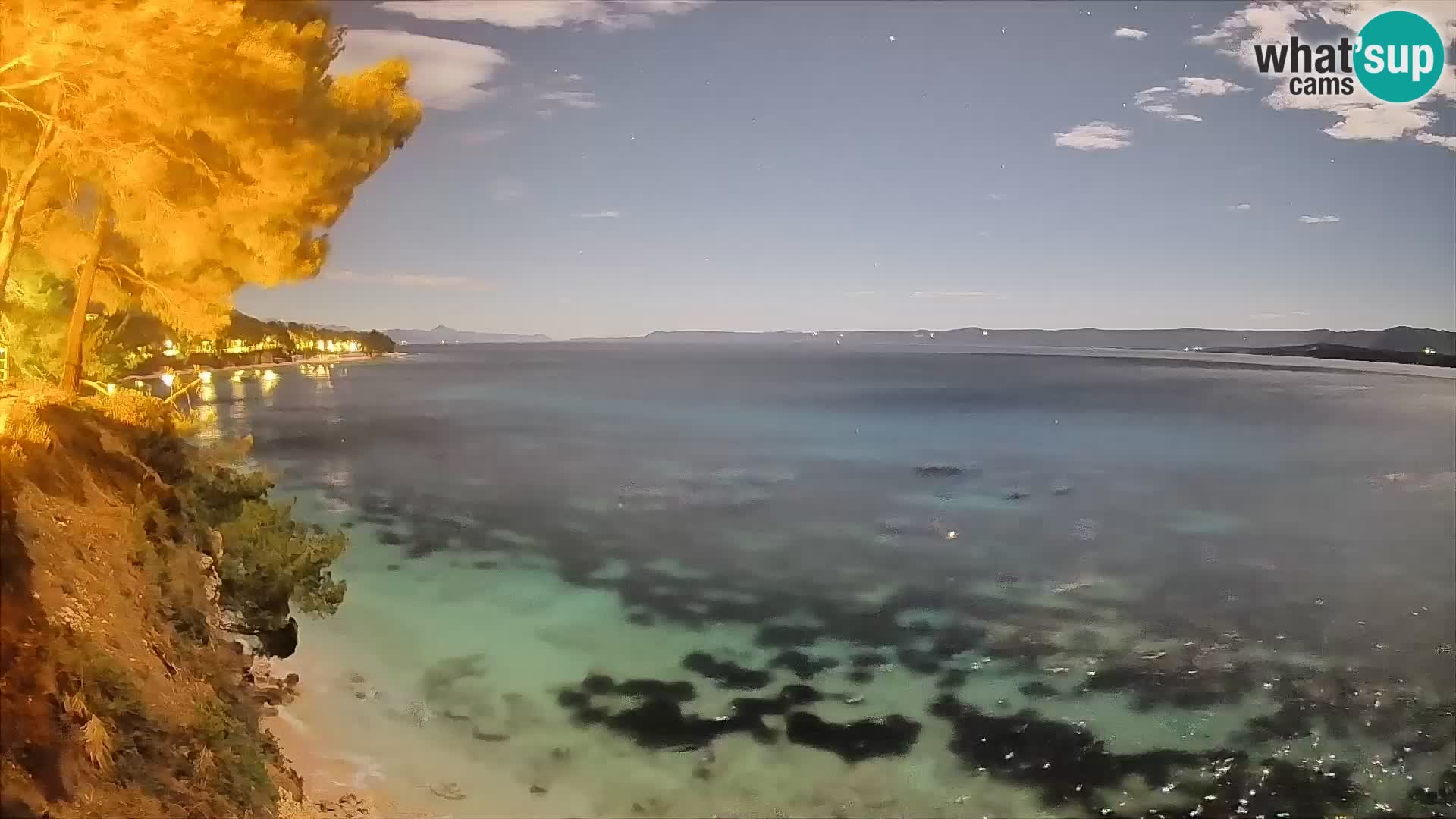 Web kamera Potočine Bol – Pogled uživo na plažu Borak, otok Brač