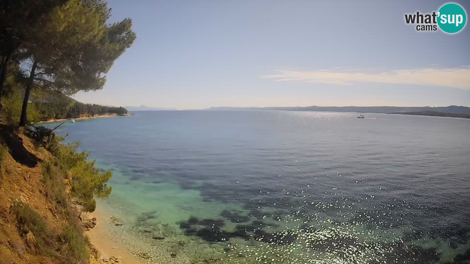 Spletna kamera Plaža Potočine Bol – Pogled v živo na plažo Borak, otok Brač