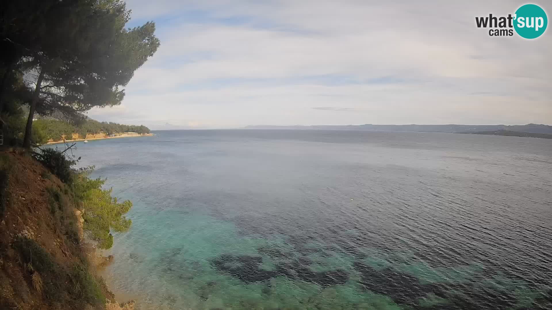 Spletna kamera Plaža Potočine Bol – Pogled v živo na plažo Borak, otok Brač