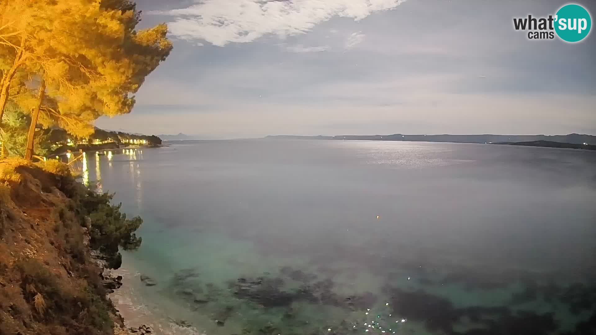 Web kamera Potočine Bol – Pogled uživo na plažu Borak, otok Brač