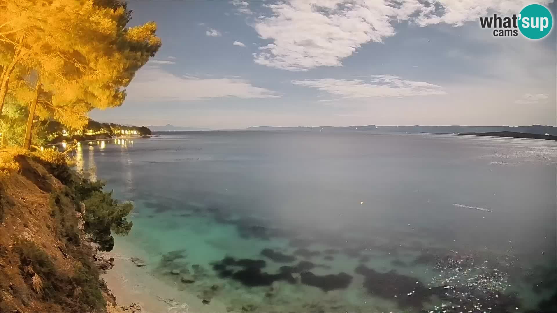 Web kamera Potočine Bol – Pogled uživo na plažu Borak, otok Brač