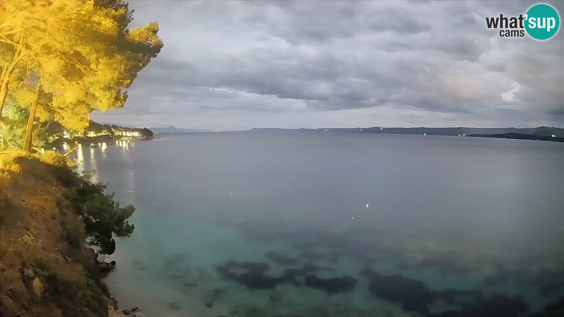 Webcam Spiaggia Potočine Bol – Vista live sulla spiaggia Borak, Isola di Brač