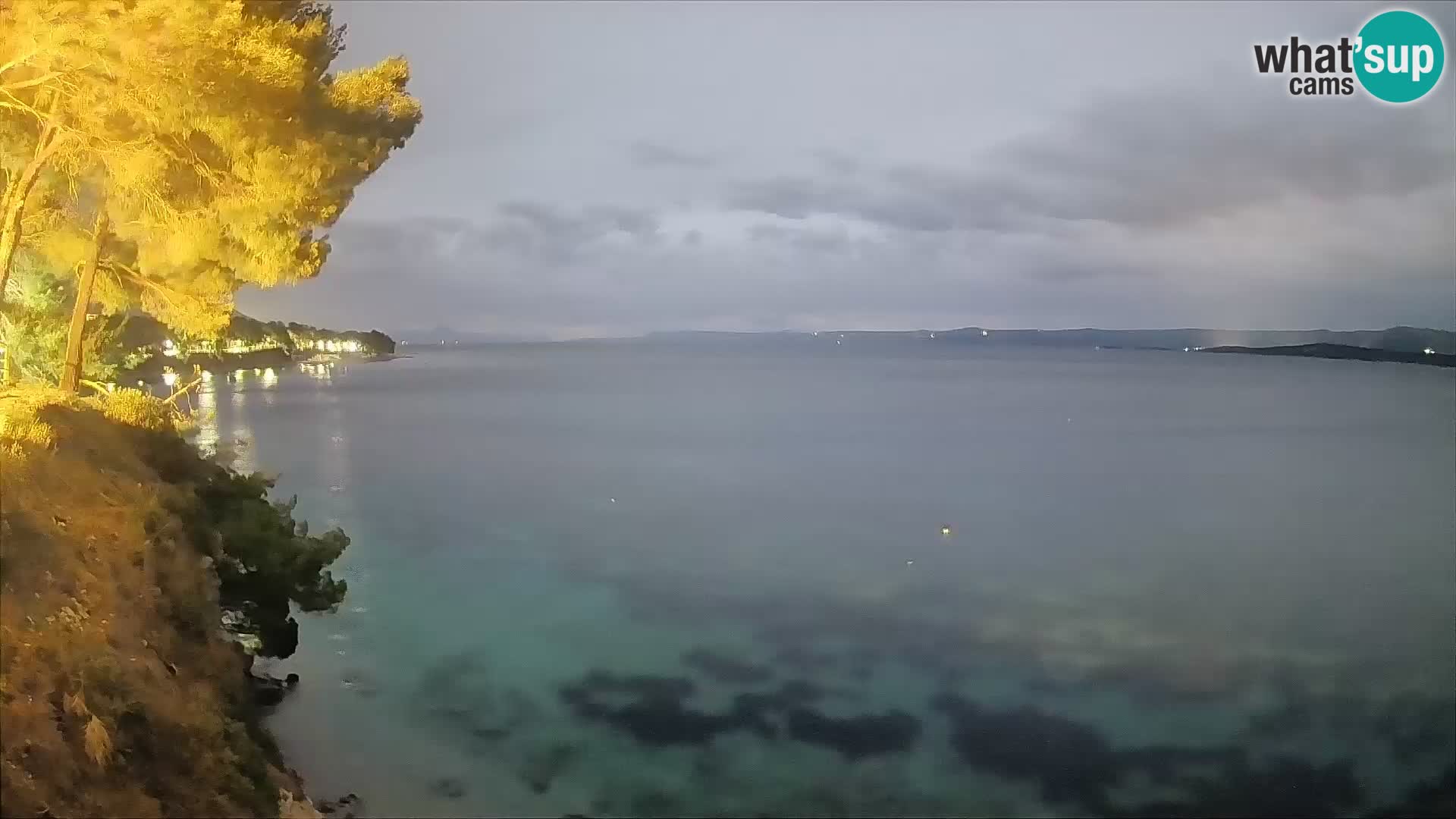 Web kamera Potočine Bol – Pogled uživo na plažu Borak, otok Brač