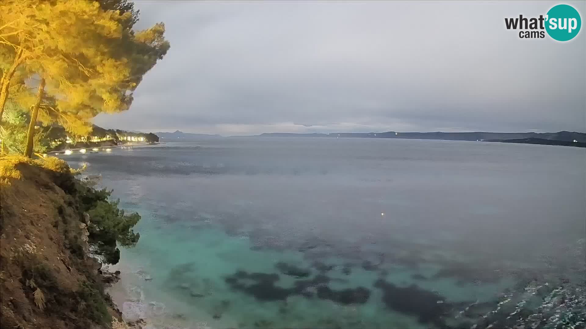 Webcam Spiaggia Potočine Bol – Vista live sulla spiaggia Borak, Isola di Brač