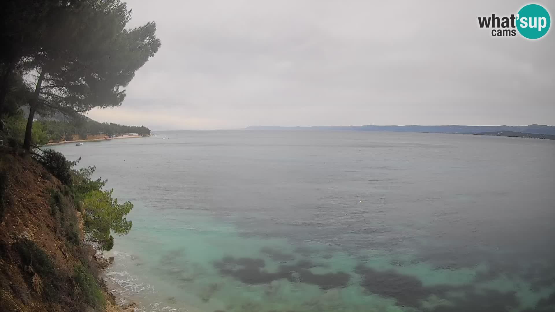 Spletna kamera Plaža Potočine Bol – Pogled v živo na plažo Borak, otok Brač