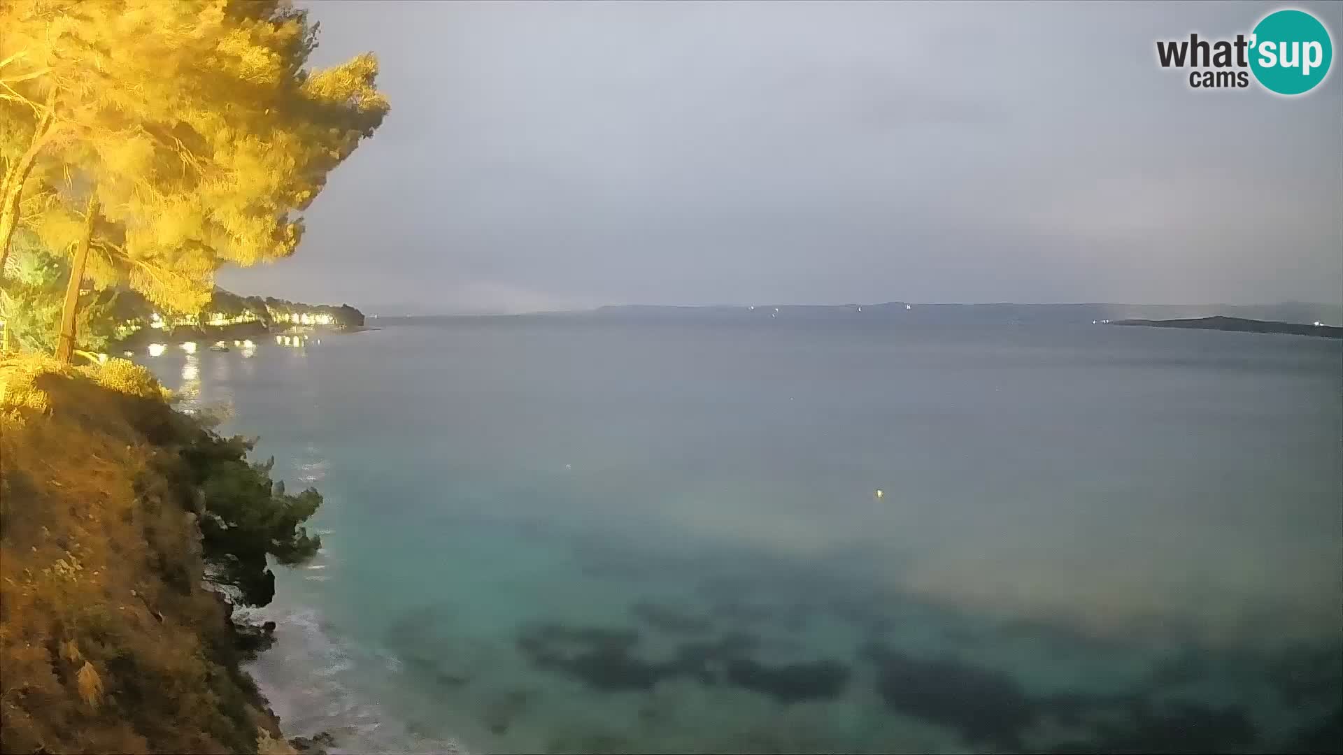 Webcam Spiaggia Potočine Bol – Vista live sulla spiaggia Borak, Isola di Brač