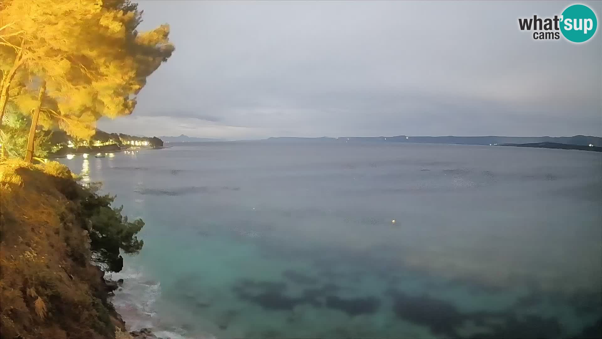 Web kamera Potočine Bol – Pogled uživo na plažu Borak, otok Brač