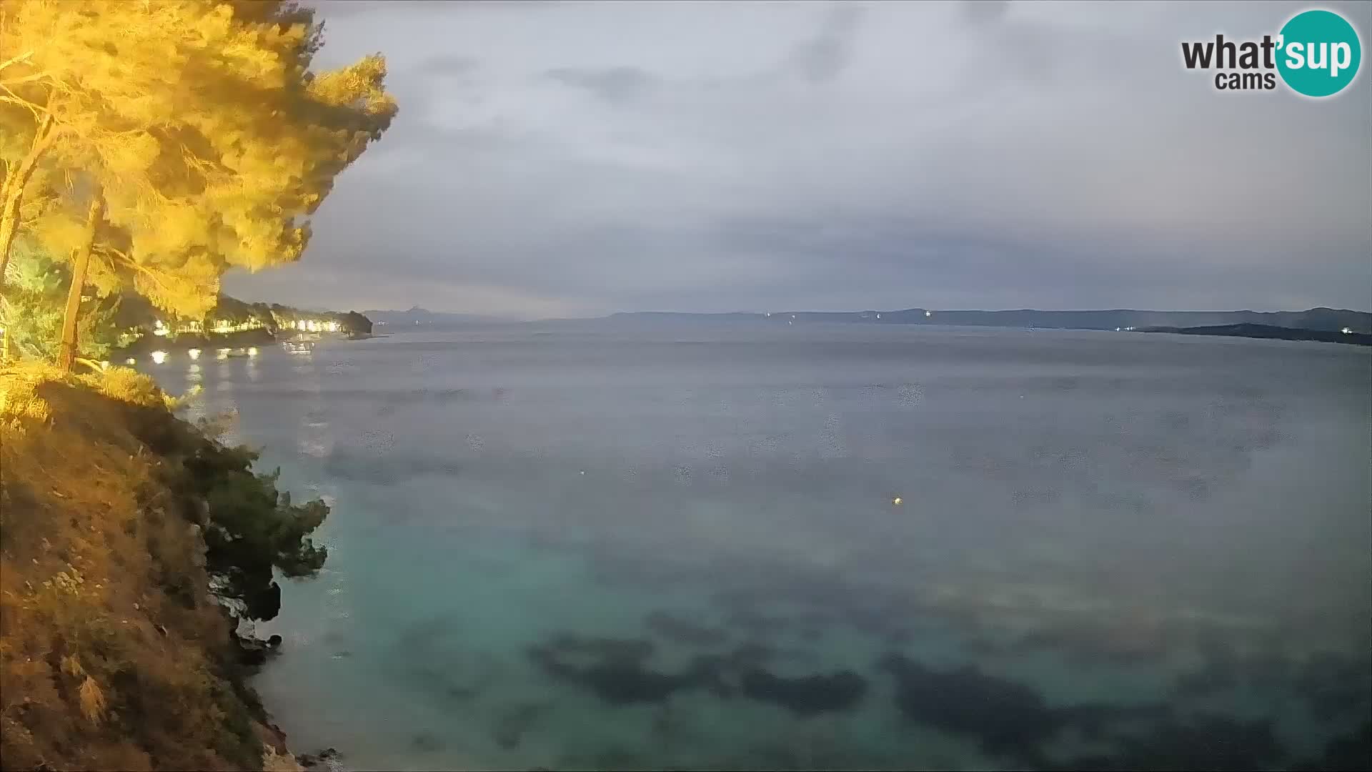 Web kamera Potočine Bol – Pogled uživo na plažu Borak, otok Brač