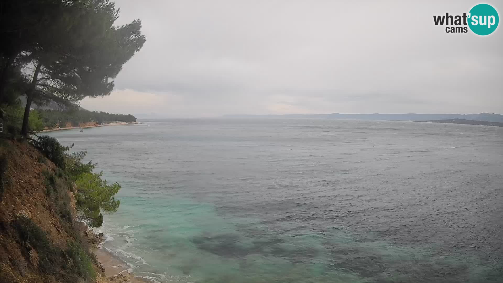 Spletna kamera Plaža Potočine Bol – Pogled v živo na plažo Borak, otok Brač