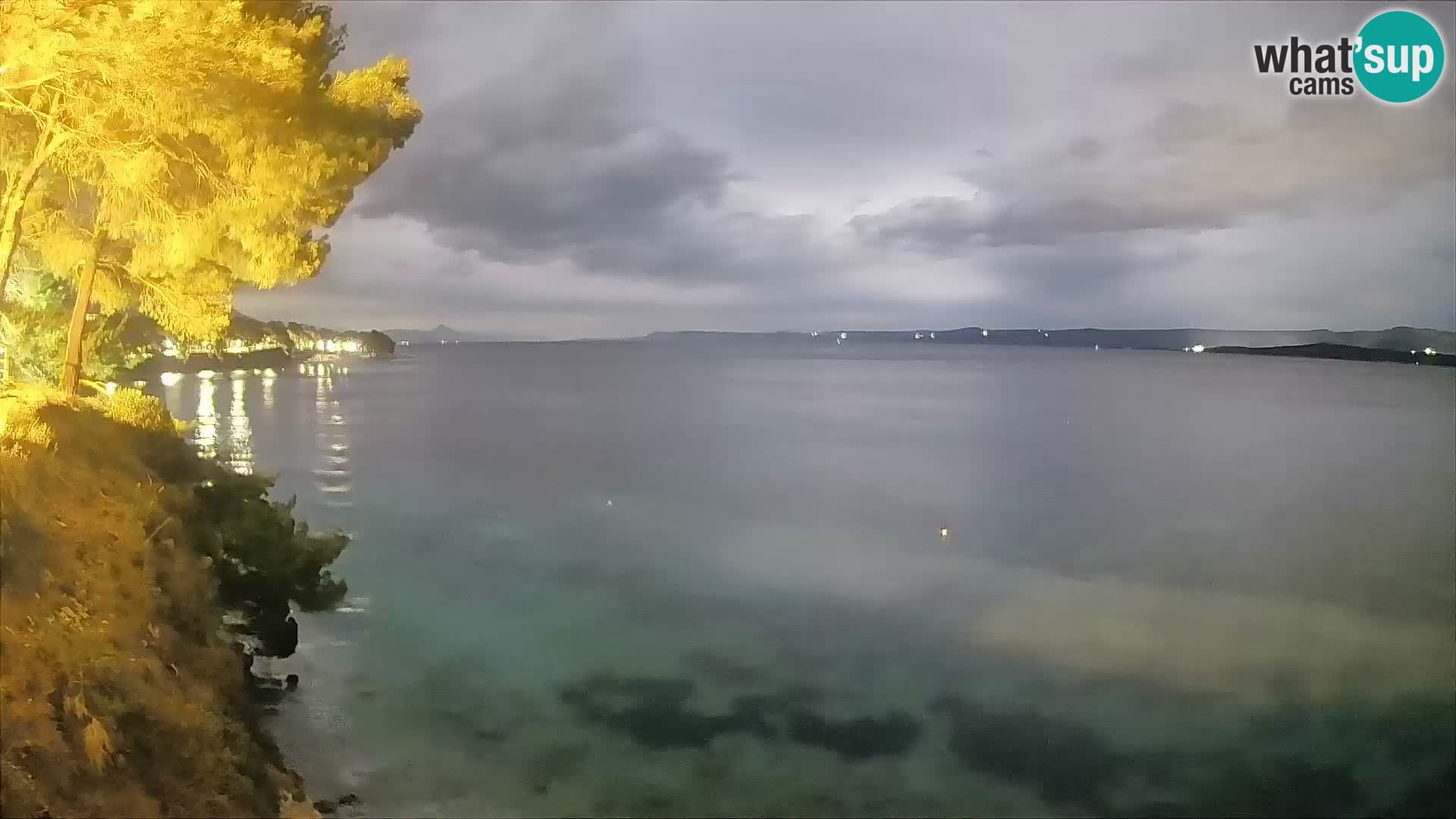 Webcam Spiaggia Potočine Bol – Vista live sulla spiaggia Borak, Isola di Brač