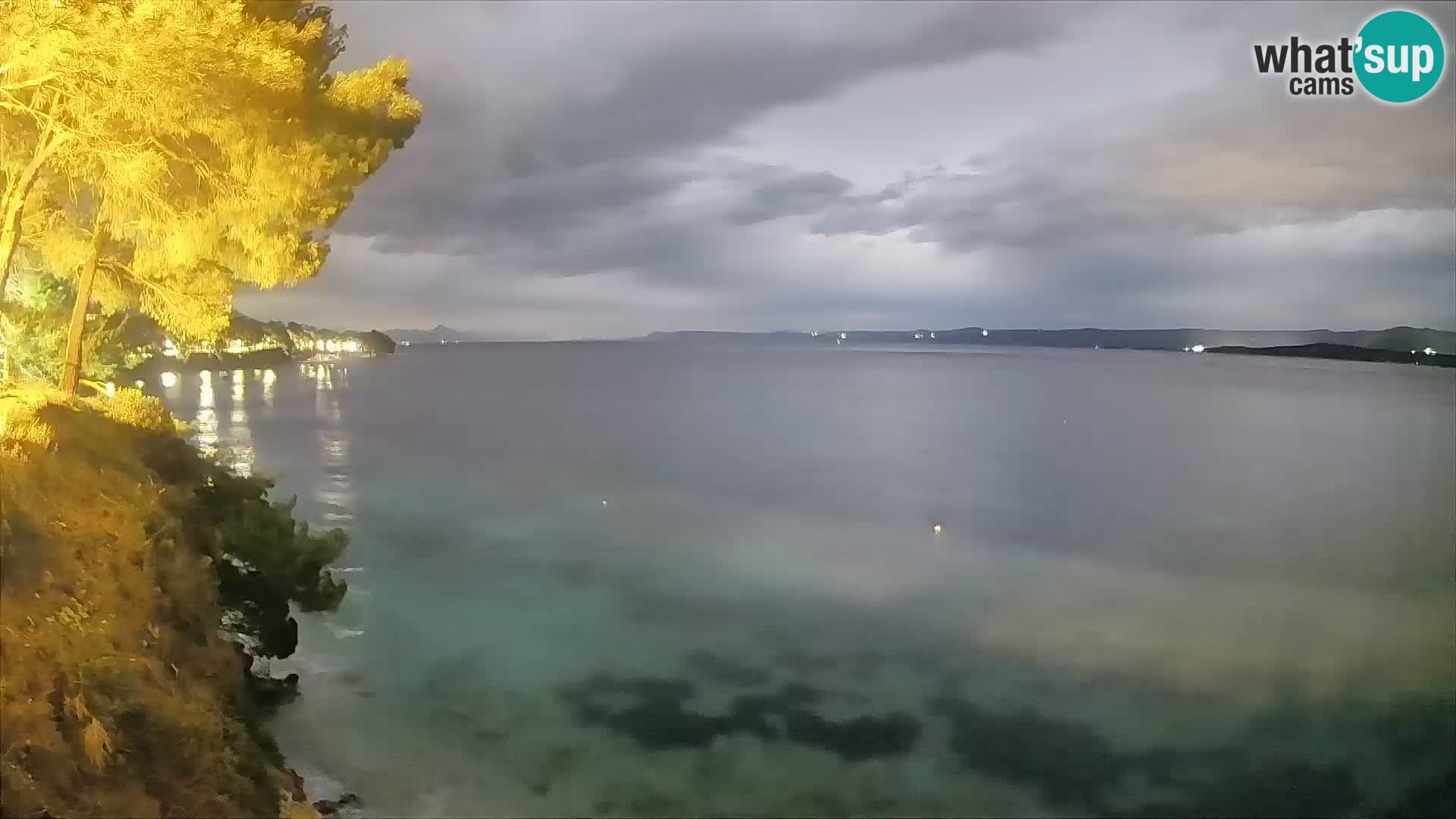 Webcam Spiaggia Potočine Bol – Vista live sulla spiaggia Borak, Isola di Brač