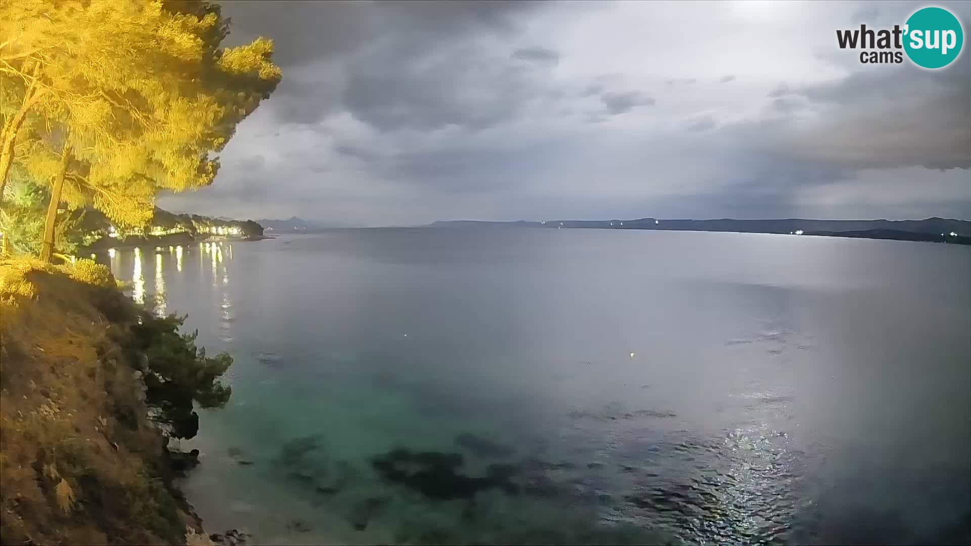 Web kamera Potočine Bol – Pogled uživo na plažu Borak, otok Brač