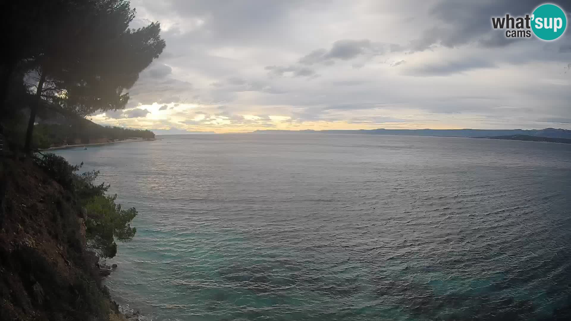 Web kamera Potočine Bol – Pogled uživo na plažu Borak, otok Brač