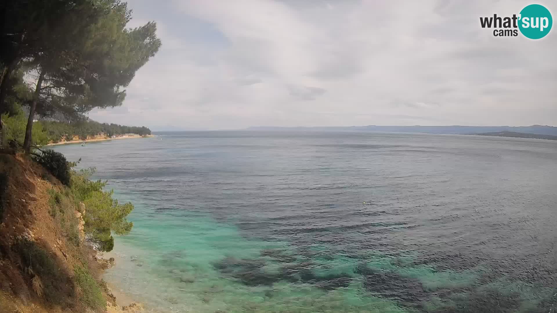 Spletna kamera Plaža Potočine Bol – Pogled v živo na plažo Borak, otok Brač