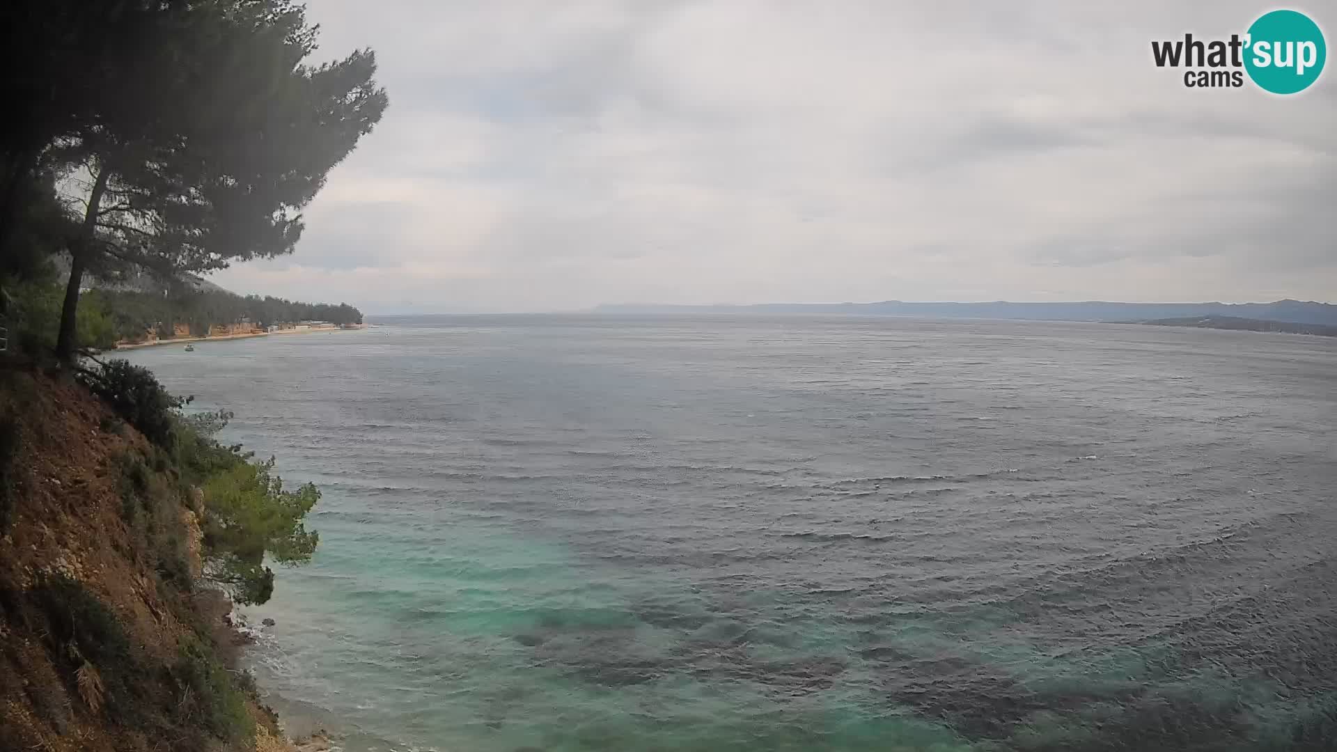 Spletna kamera Plaža Potočine Bol – Pogled v živo na plažo Borak, otok Brač