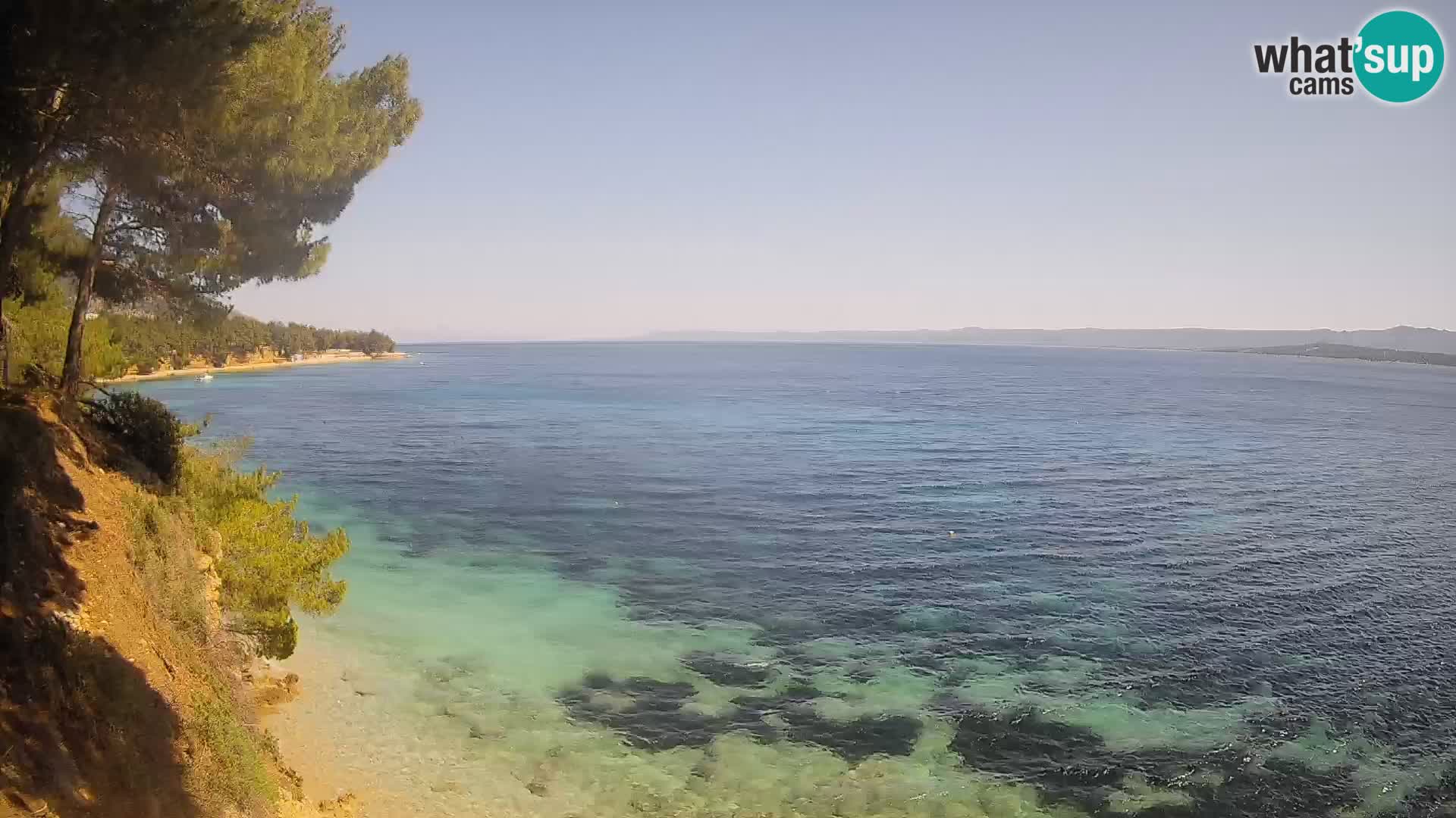 Spletna kamera Plaža Potočine Bol – Pogled v živo na plažo Borak, otok Brač
