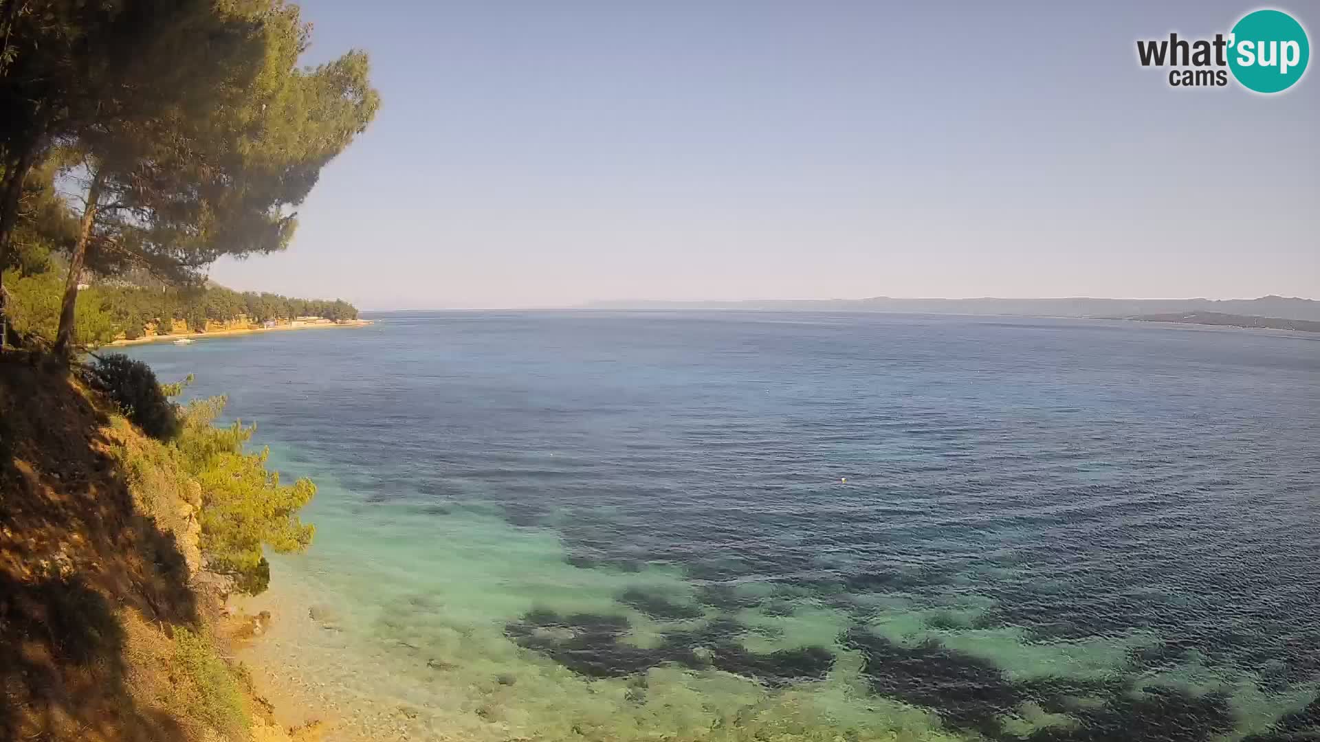 Spletna kamera Plaža Potočine Bol – Pogled v živo na plažo Borak, otok Brač