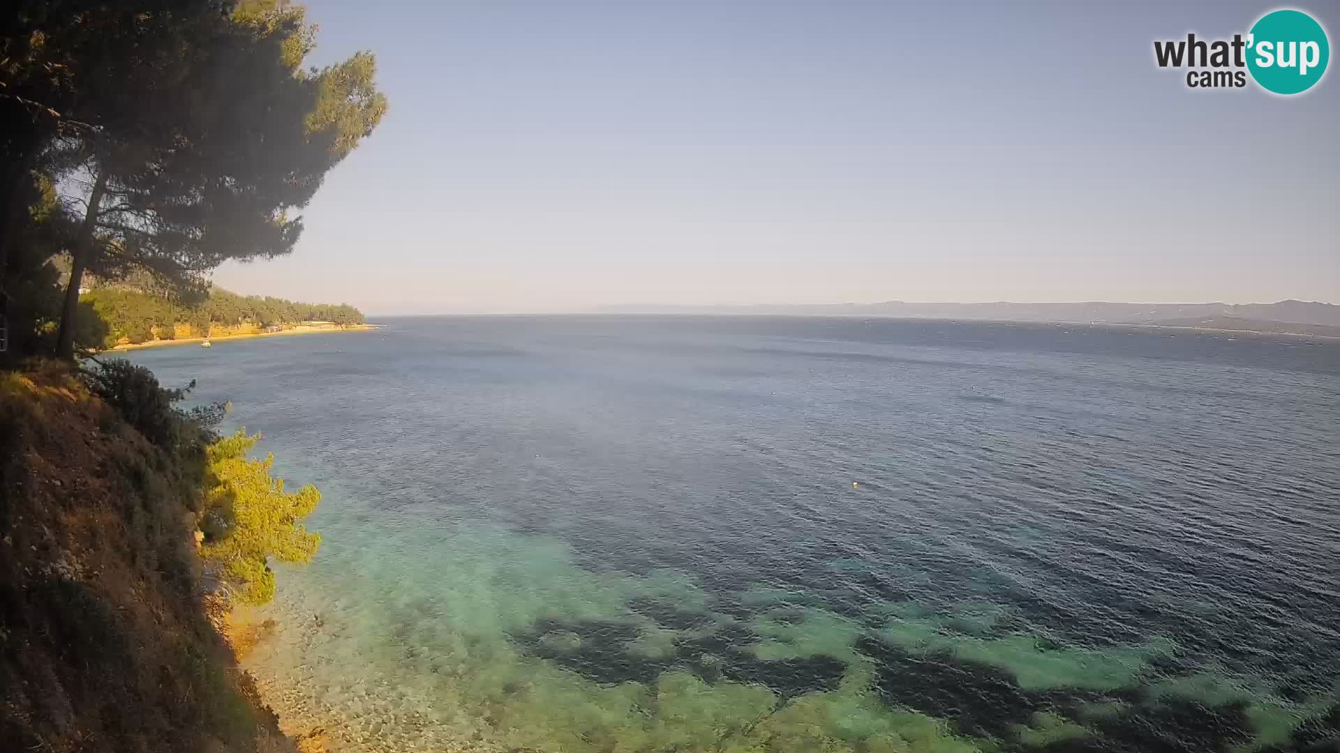 Spletna kamera Plaža Potočine Bol – Pogled v živo na plažo Borak, otok Brač