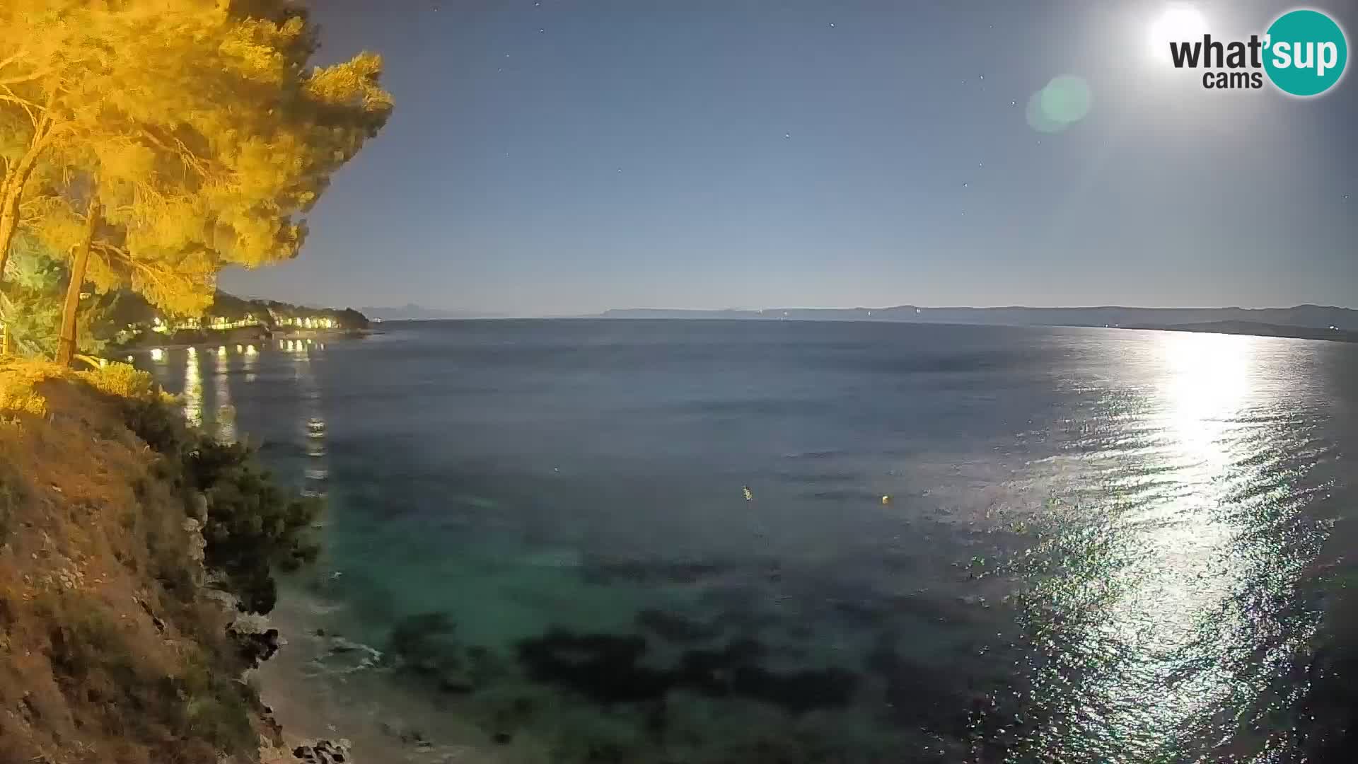 Web kamera Potočine Bol – Pogled uživo na plažu Borak, otok Brač