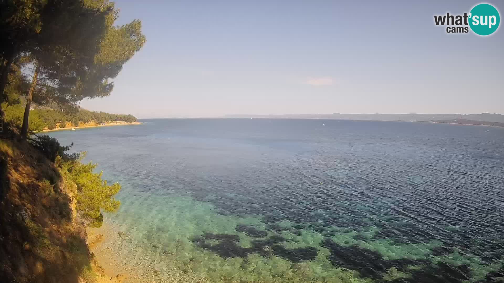 Spletna kamera Plaža Potočine Bol – Pogled v živo na plažo Borak, otok Brač