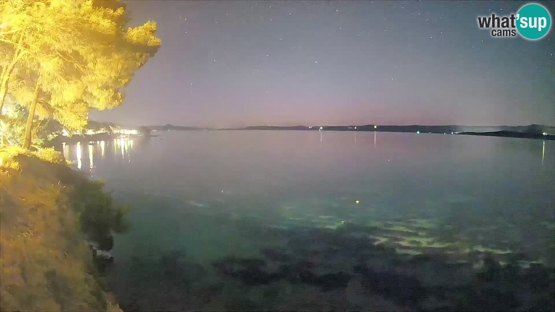 Webcam Spiaggia Potočine Bol – Vista live sulla spiaggia Borak, Isola di Brač