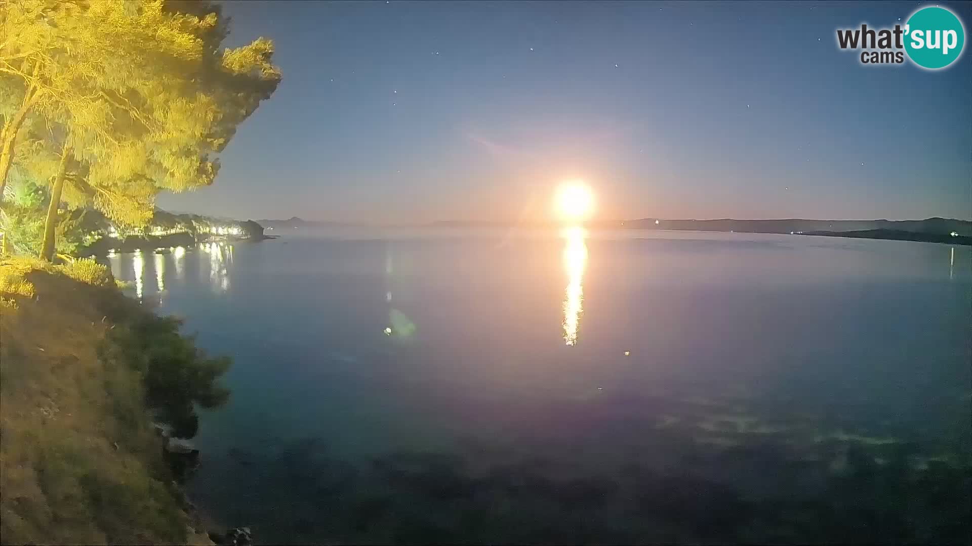 Web kamera Potočine Bol – Pogled uživo na plažu Borak, otok Brač