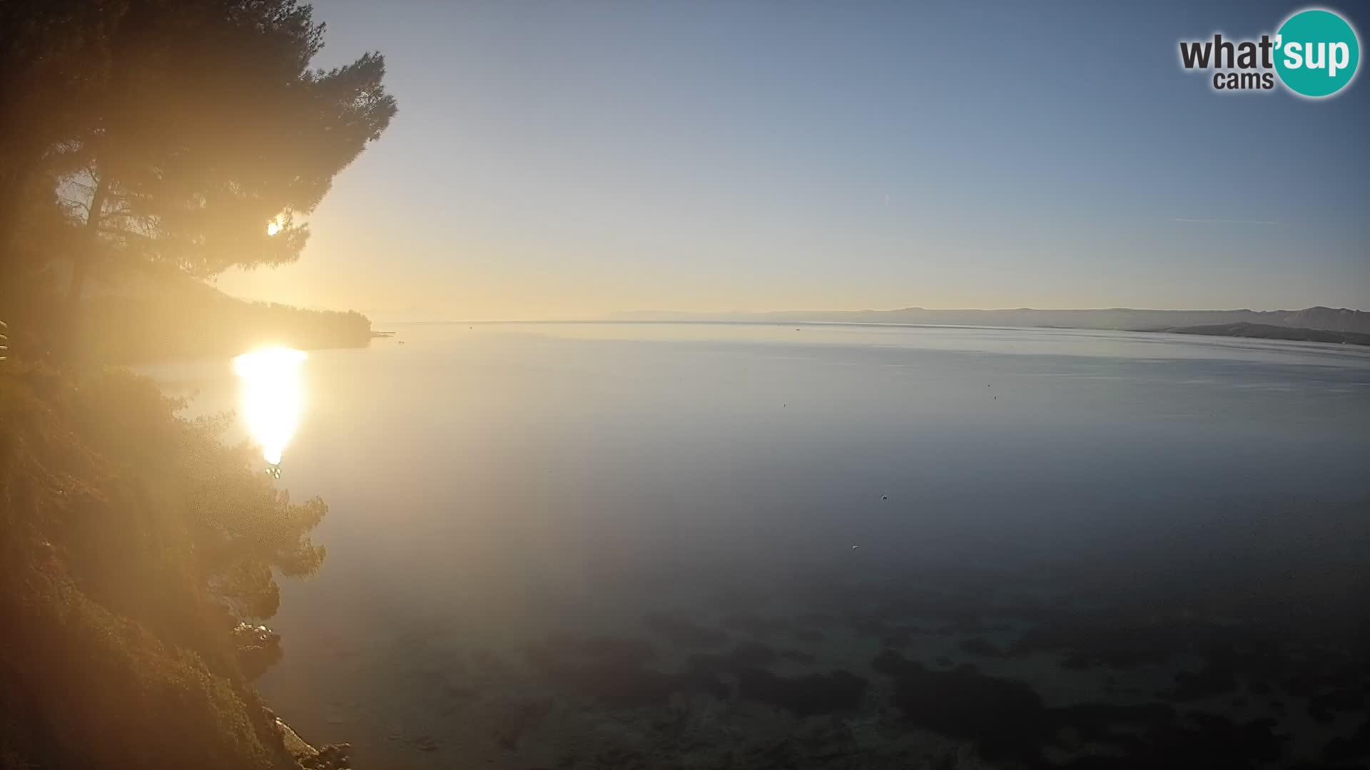 Web kamera Potočine Bol – Pogled uživo na plažu Borak, otok Brač