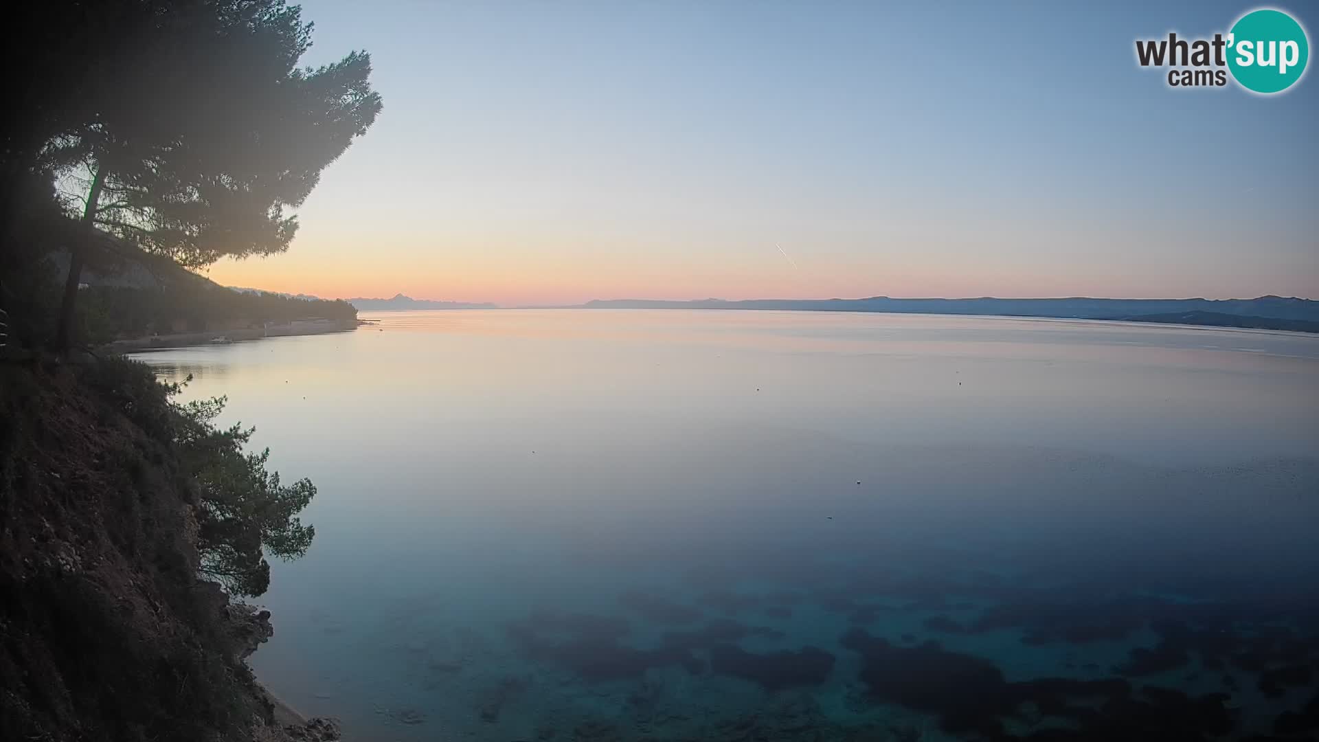 Web kamera Potočine Bol – Pogled uživo na plažu Borak, otok Brač