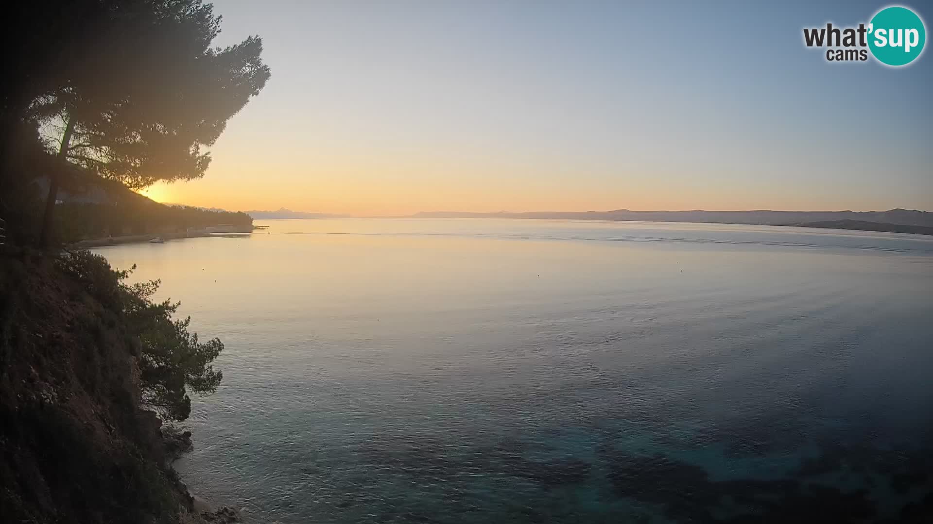 Web kamera Potočine Bol – Pogled uživo na plažu Borak, otok Brač