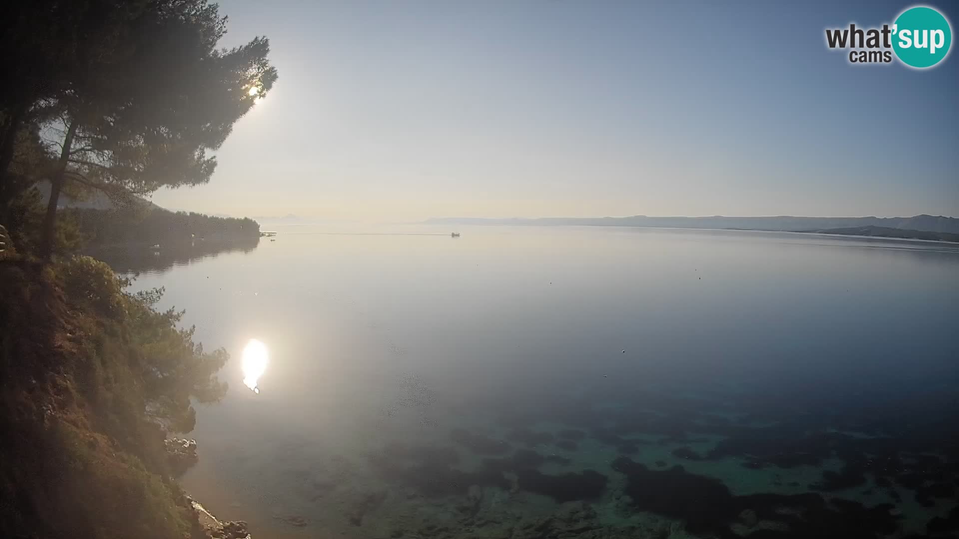 Web kamera Potočine Bol – Pogled uživo na plažu Borak, otok Brač